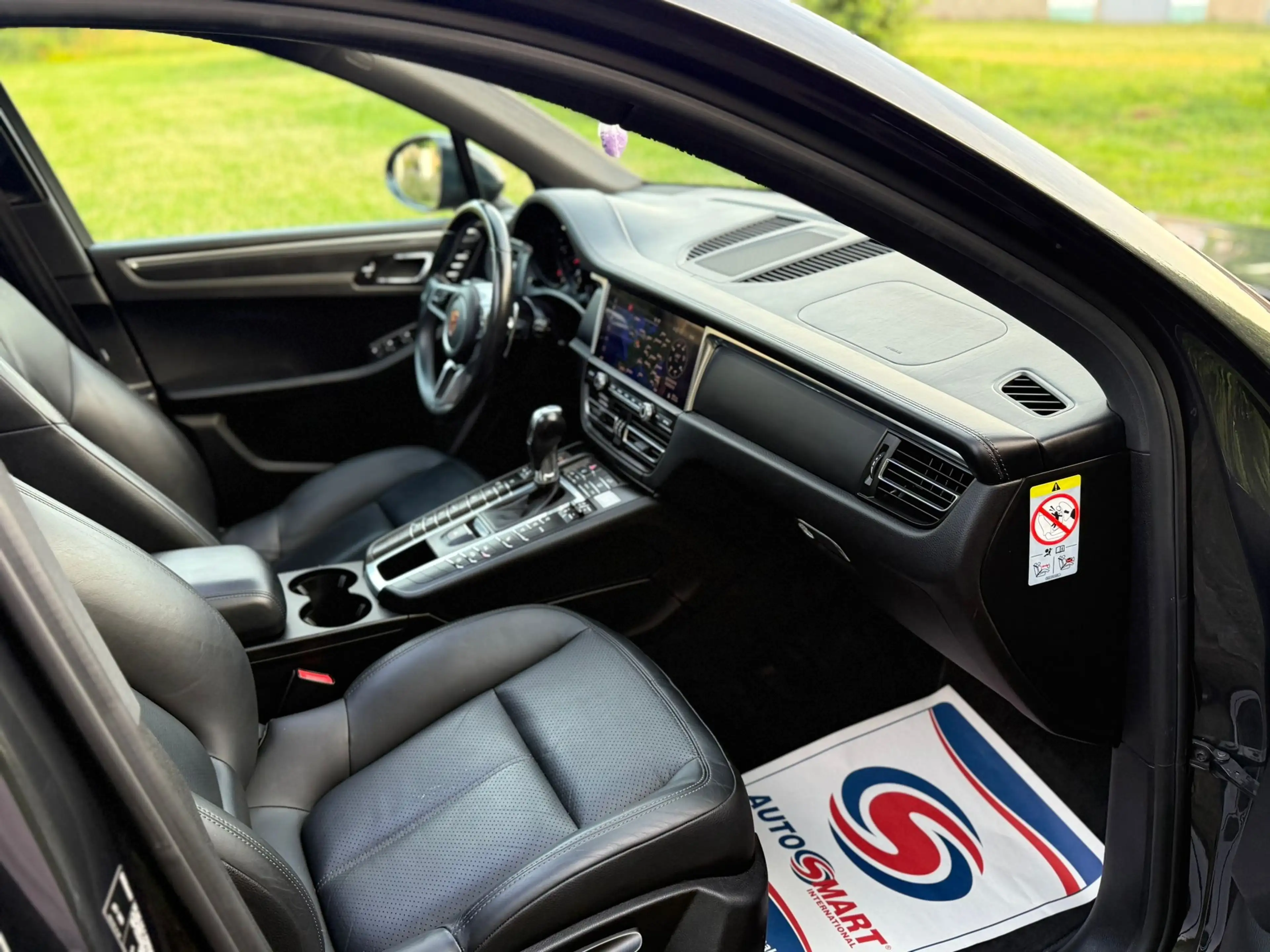Porsche Macan Macan 2.0 Turbo PDK — photo 12