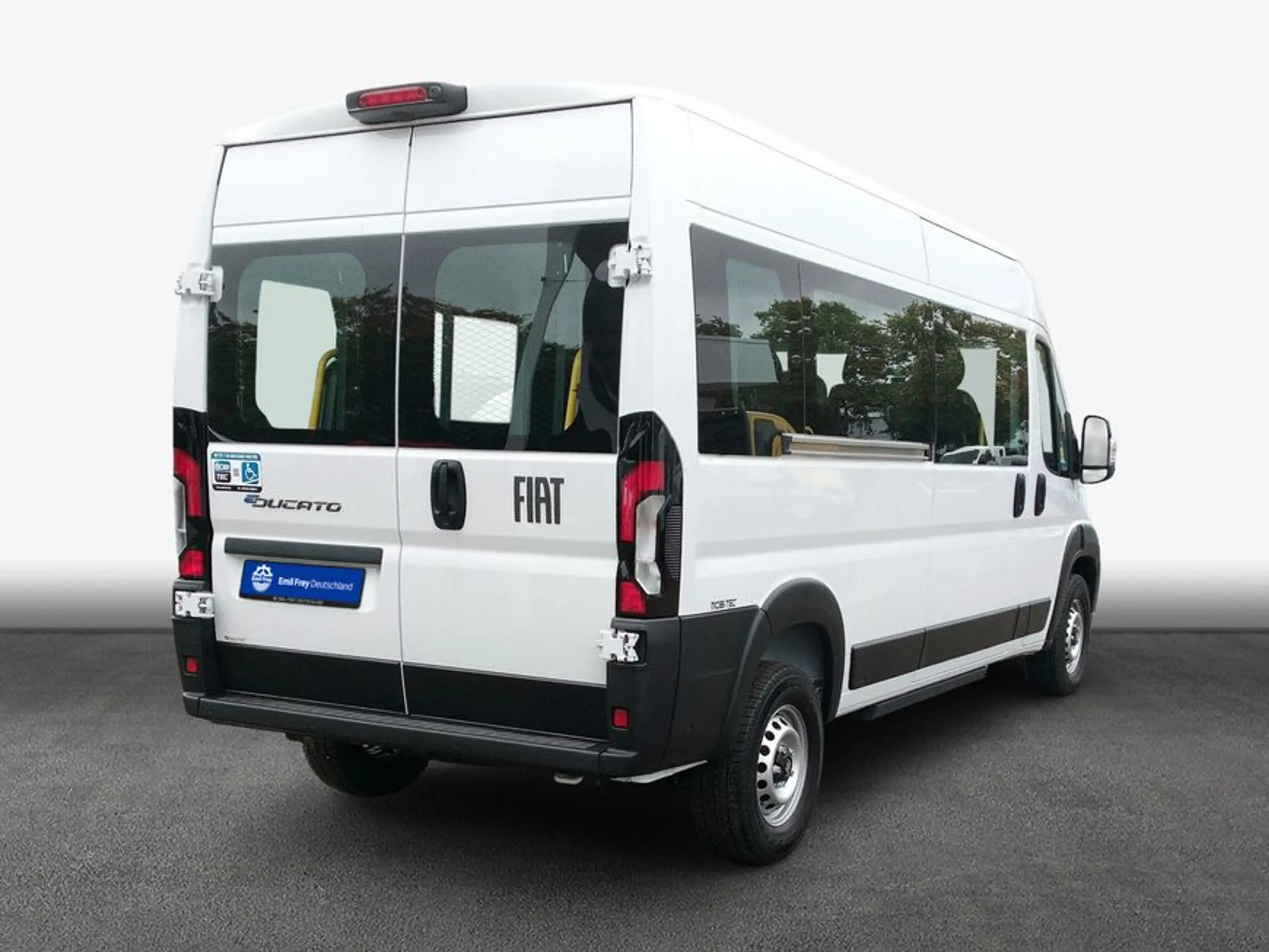 Fiat Ducato e-Ducato L3H2 (110kWh) '' 9- Sitzer mit Rollstuhlp — photo 2
