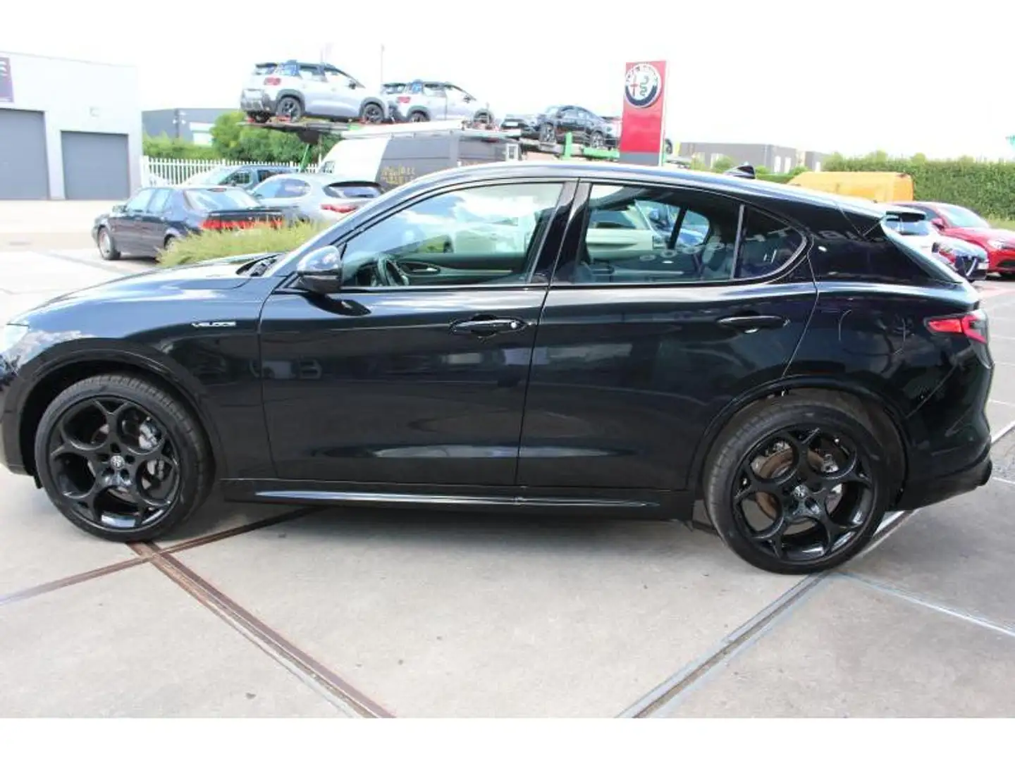 Alfa Romeo Stelvio Veloce Noir - 2
