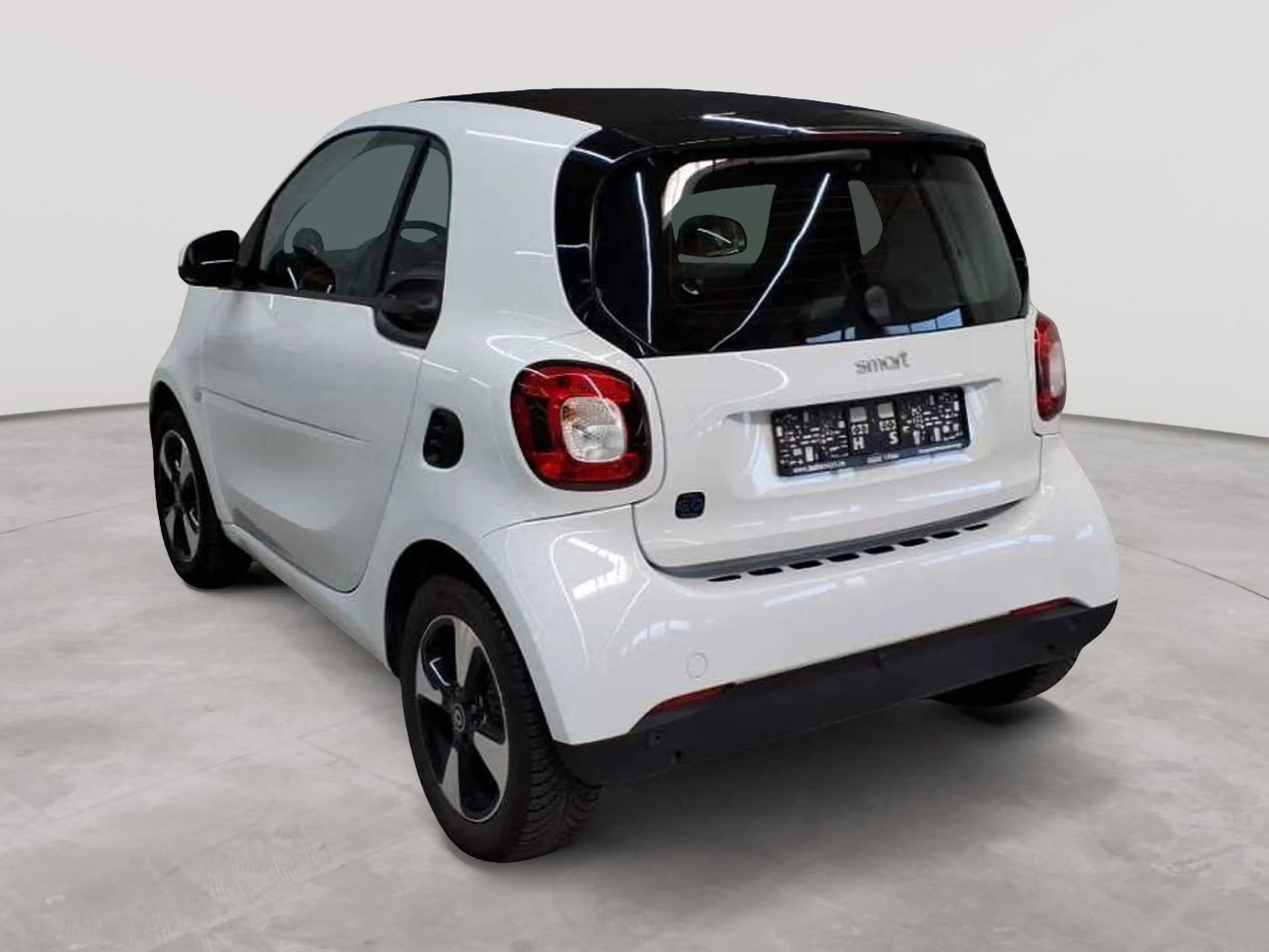 smart forTwo smart fortwo coupe EQ passion — photo 5