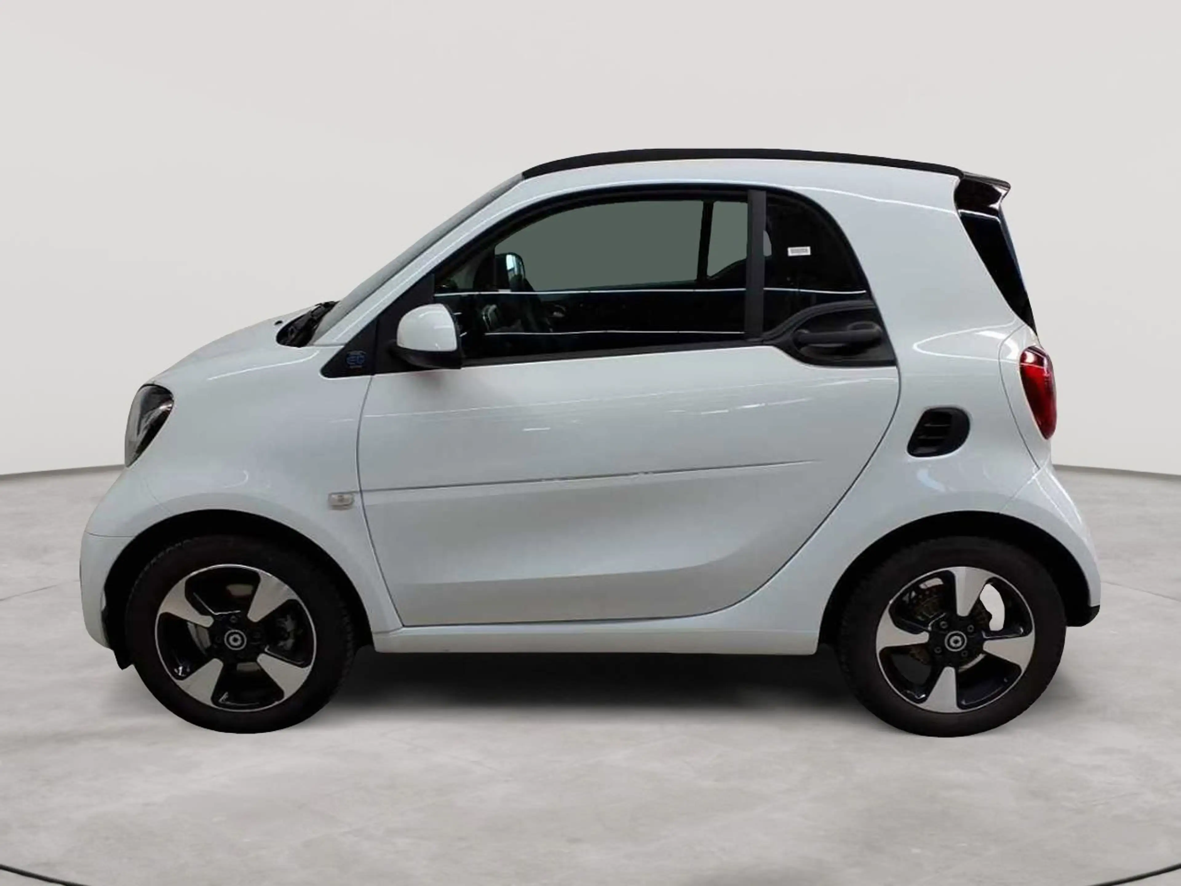 smart forTwo smart fortwo coupe EQ passion — photo 6