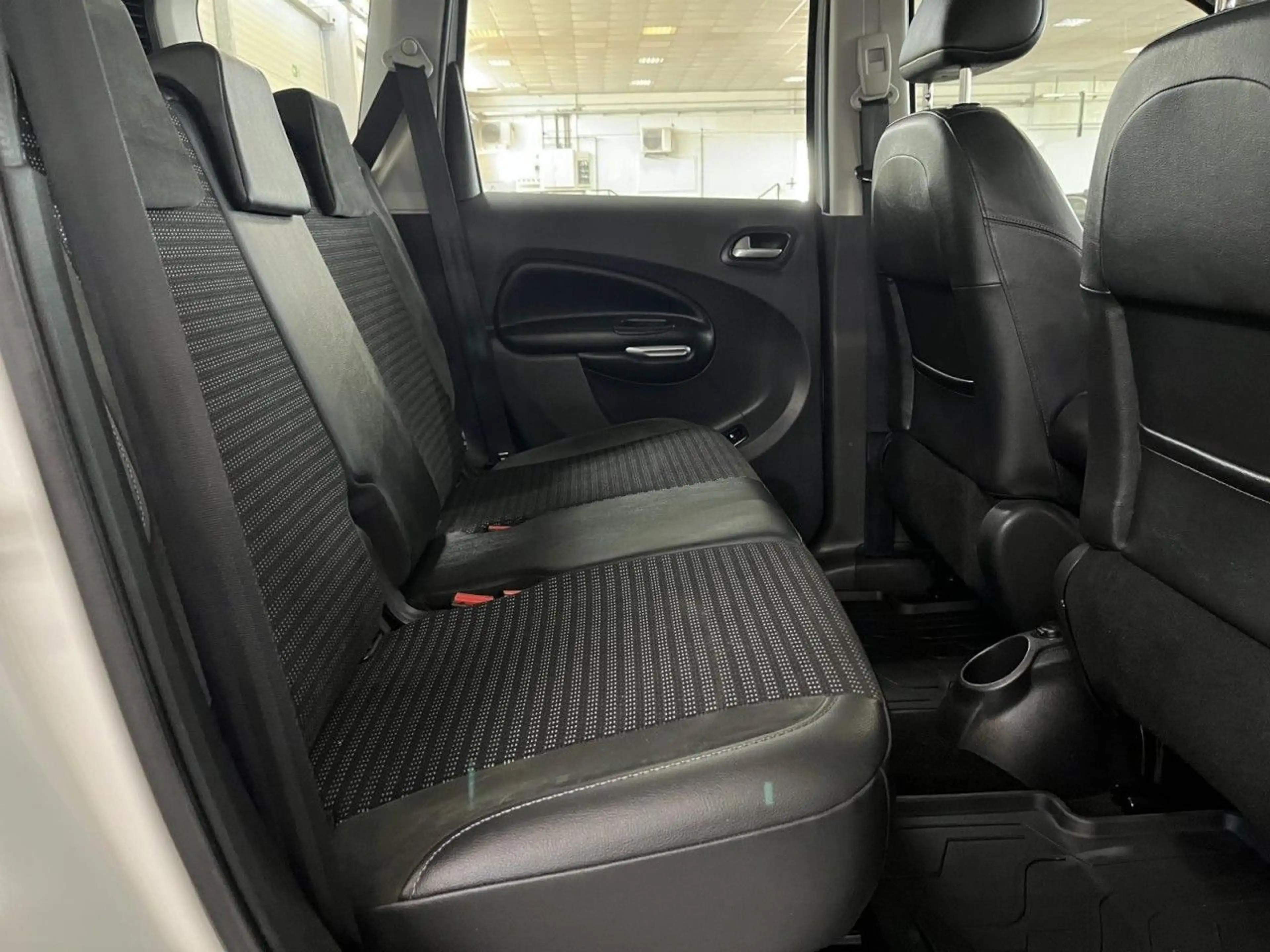 Citroen C3 Picasso C3 PICASSO EXCLUSIVE 1.6 AUTOMATIK AHK SCHLATWIP — photo 10