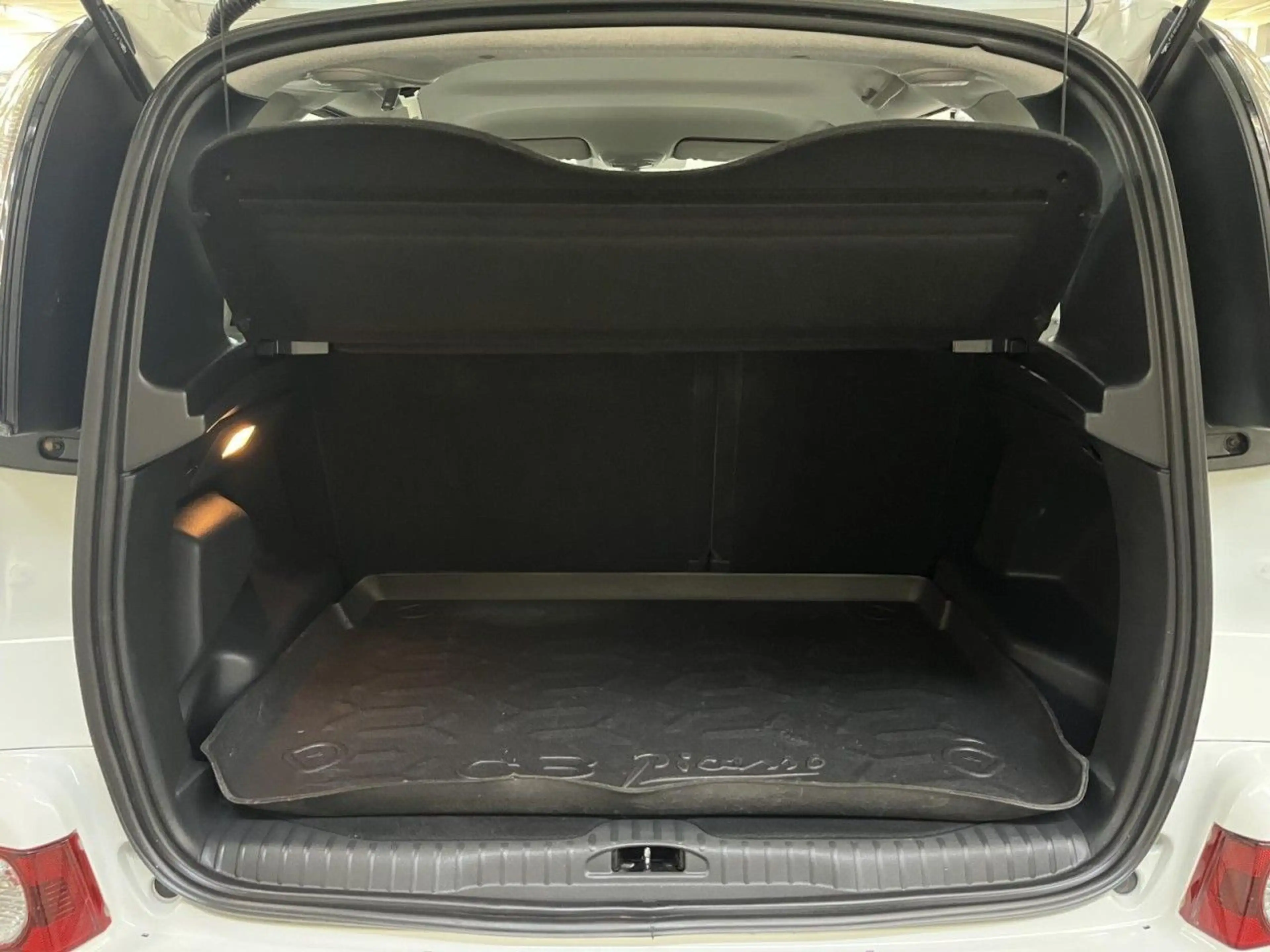 Citroen C3 Picasso C3 PICASSO EXCLUSIVE 1.6 AUTOMATIK AHK SCHLATWIP — photo 11