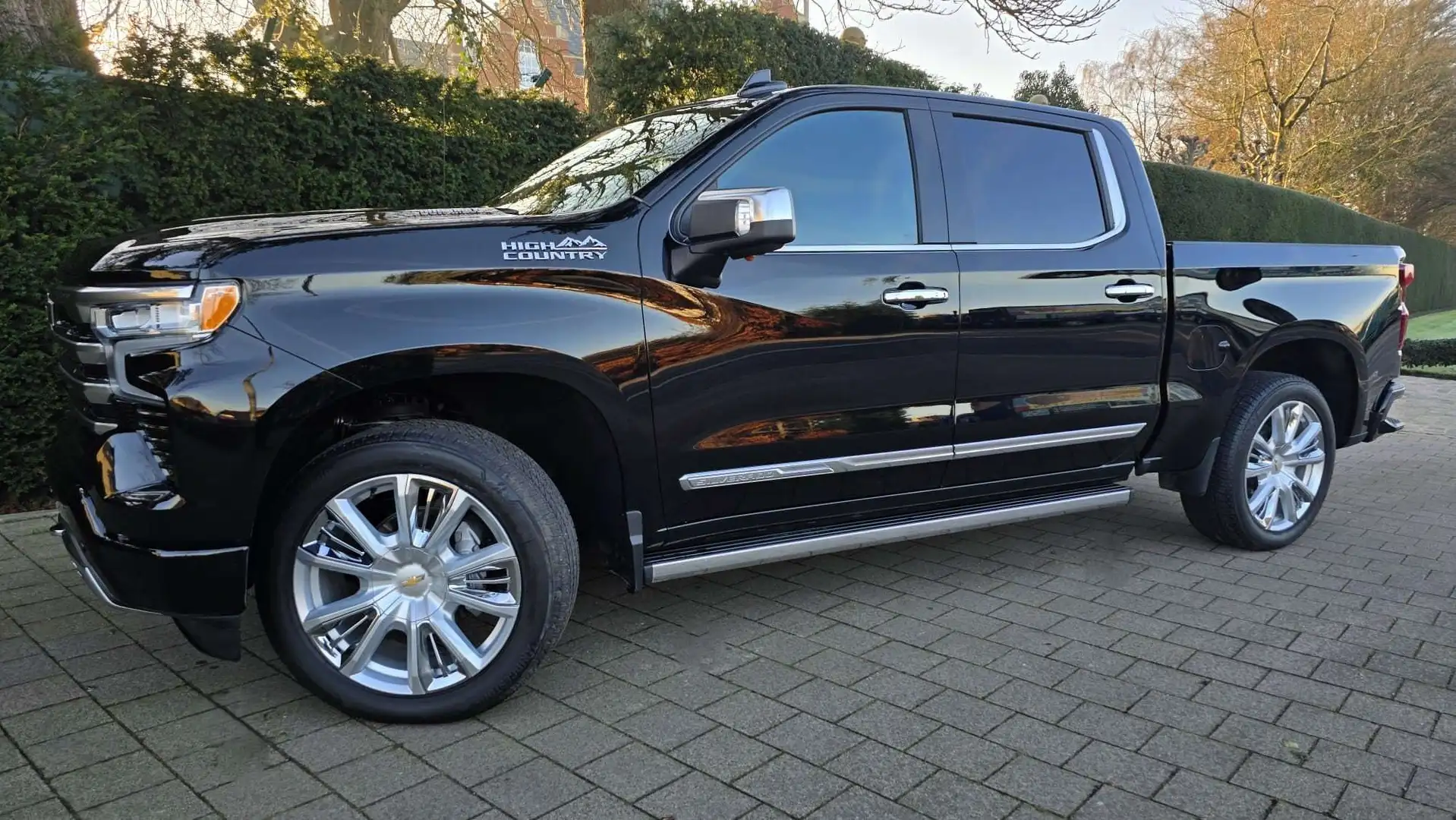 Chevrolet Silverado 3.0 L DURAMAX TURBO DIESEL € 75900 ,- excl Černá - 1