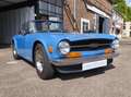 Triumph TR6 roadster Bleu - thumbnail 2