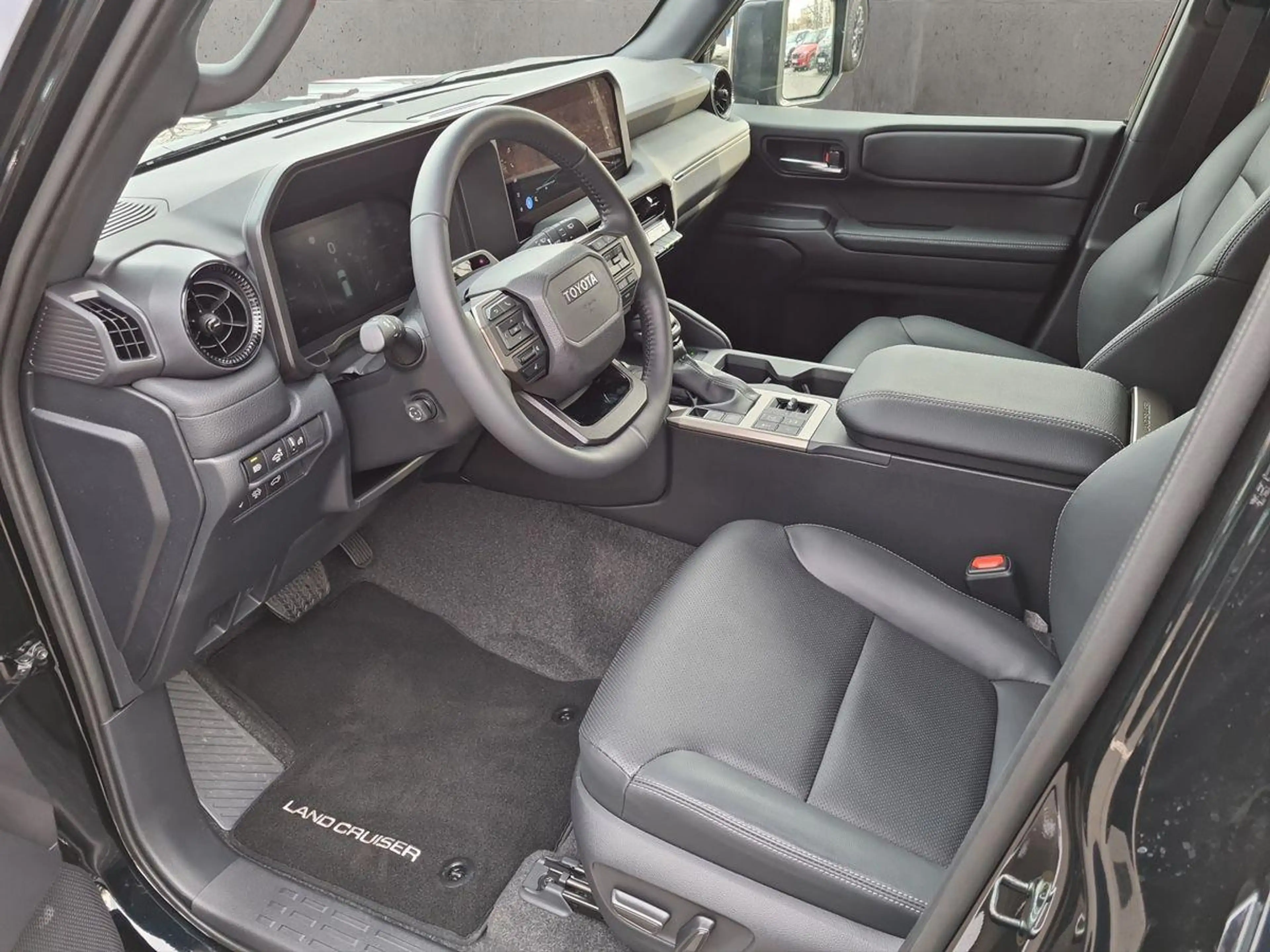 Toyota Land Cruiser 2.8D Mild Hybrid Executive-LED+NAVI — photo 10