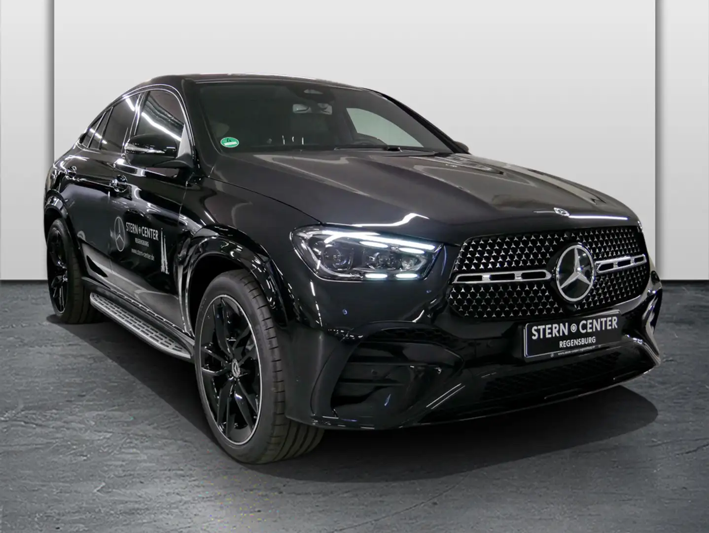 Mercedes-Benz GLE 450 d 4M Coupé AMG+DISTR.+PANO+AHK+AIRMATIC+ Schwarz - 2