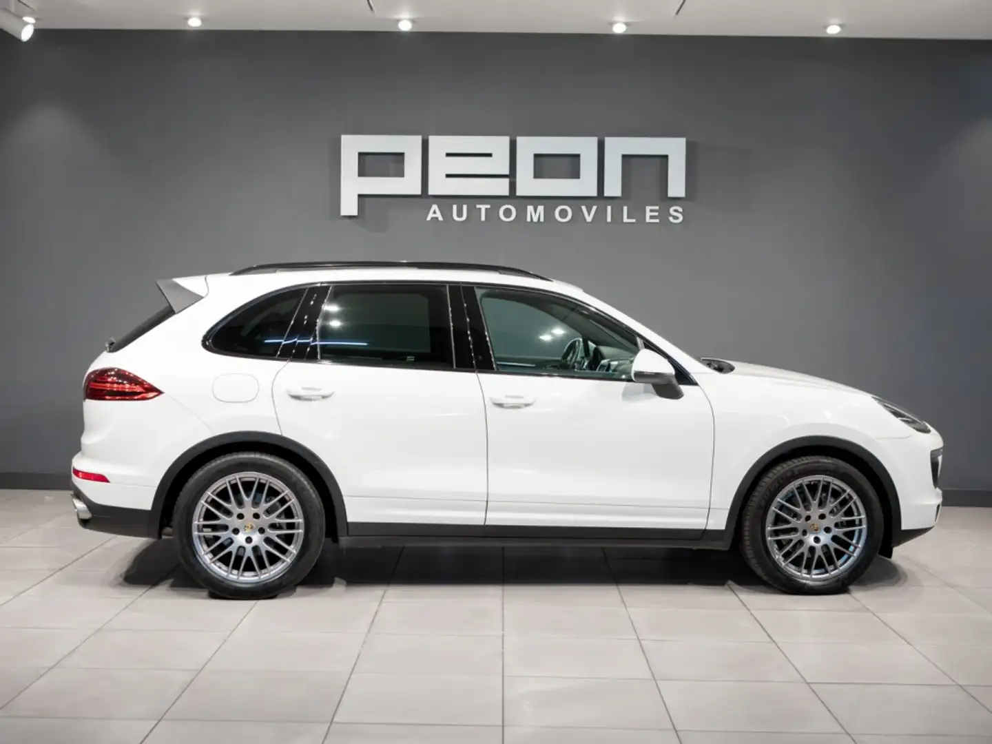 Porsche Cayenne Diesel Aut. Blanco - 2