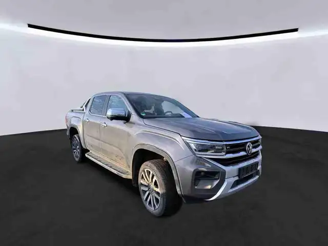 Volkswagen Amarok view 3