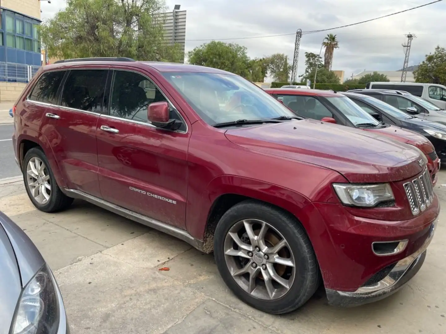 Jeep Grand Cherokee 3.0 V6 Diesel Summit 250 CV Burdeos - 2