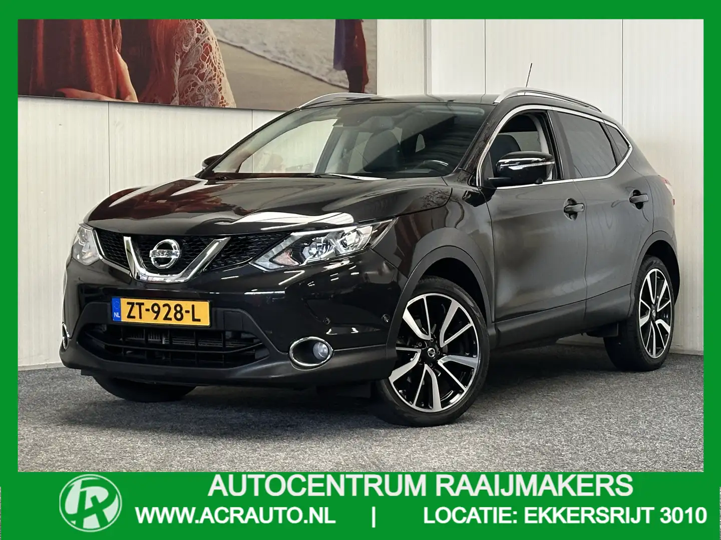 Nissan Qashqai 1.2 PREMIER EDITION PANORAMADAK HALF LEDER 360 CAM Schwarz - 1