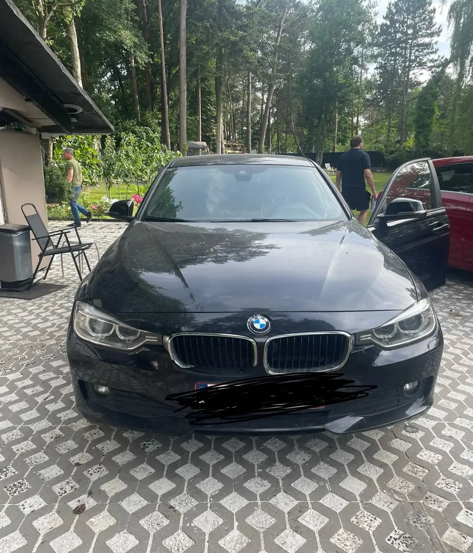 BMW 318 318d Touring Aut. Luxury Line - 1