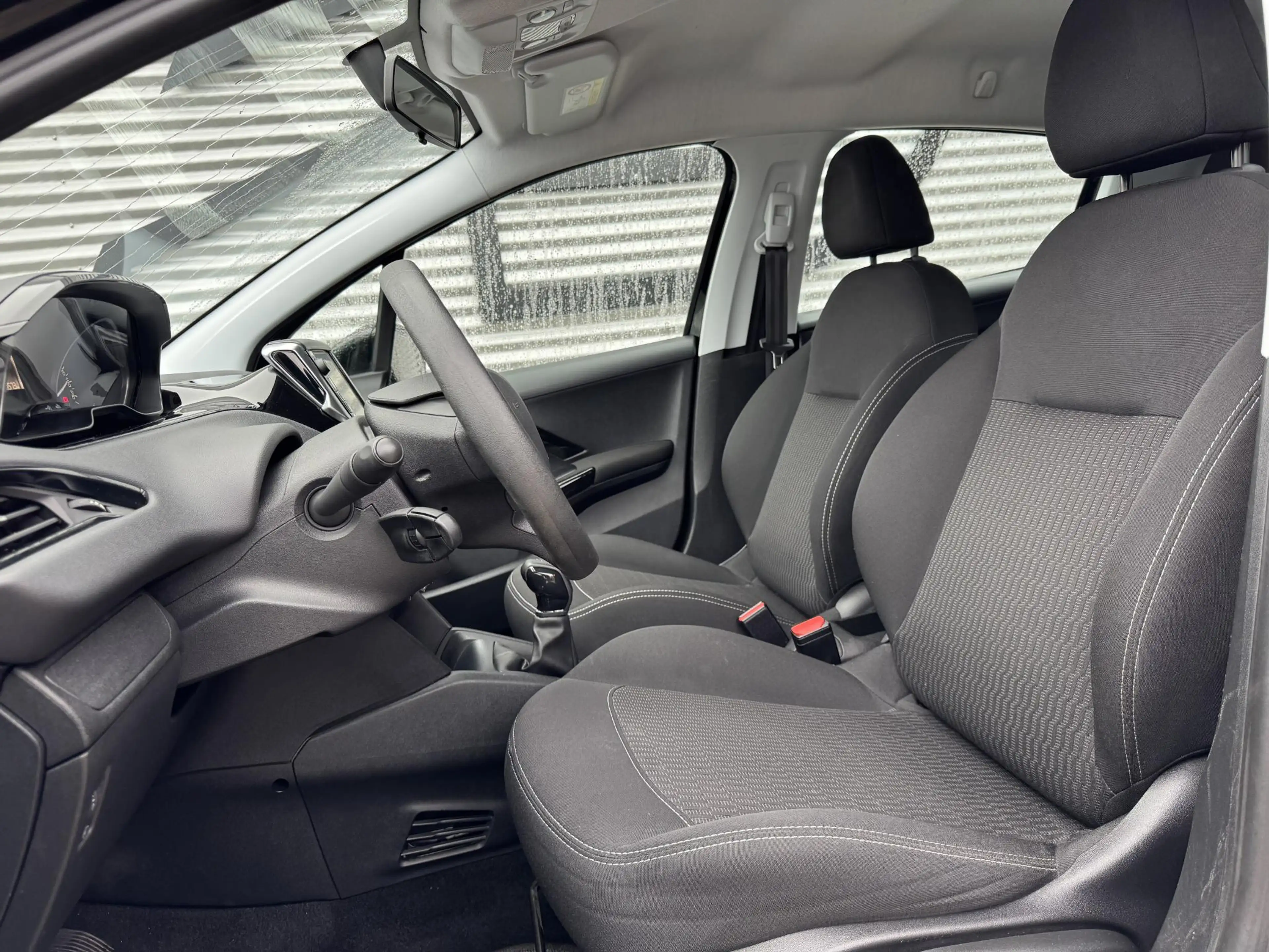 Peugeot 208 1.2 PureTech Active Navi|D-riem vv in 2024|Airco|C — photo 4