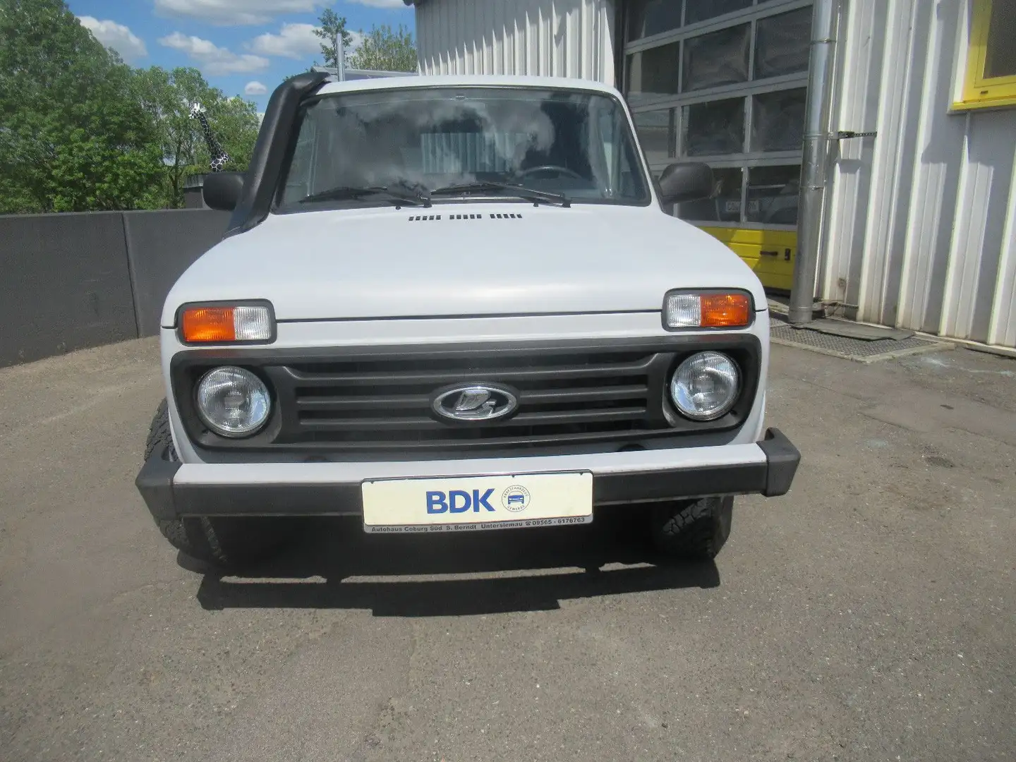Lada Niva 4x4 lang 5-türig RAPTOR 1490kg AHK SCHNORCH Grau - 2