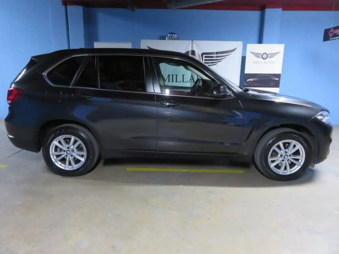 BMW X5 xDrive 30dA Gris - 2