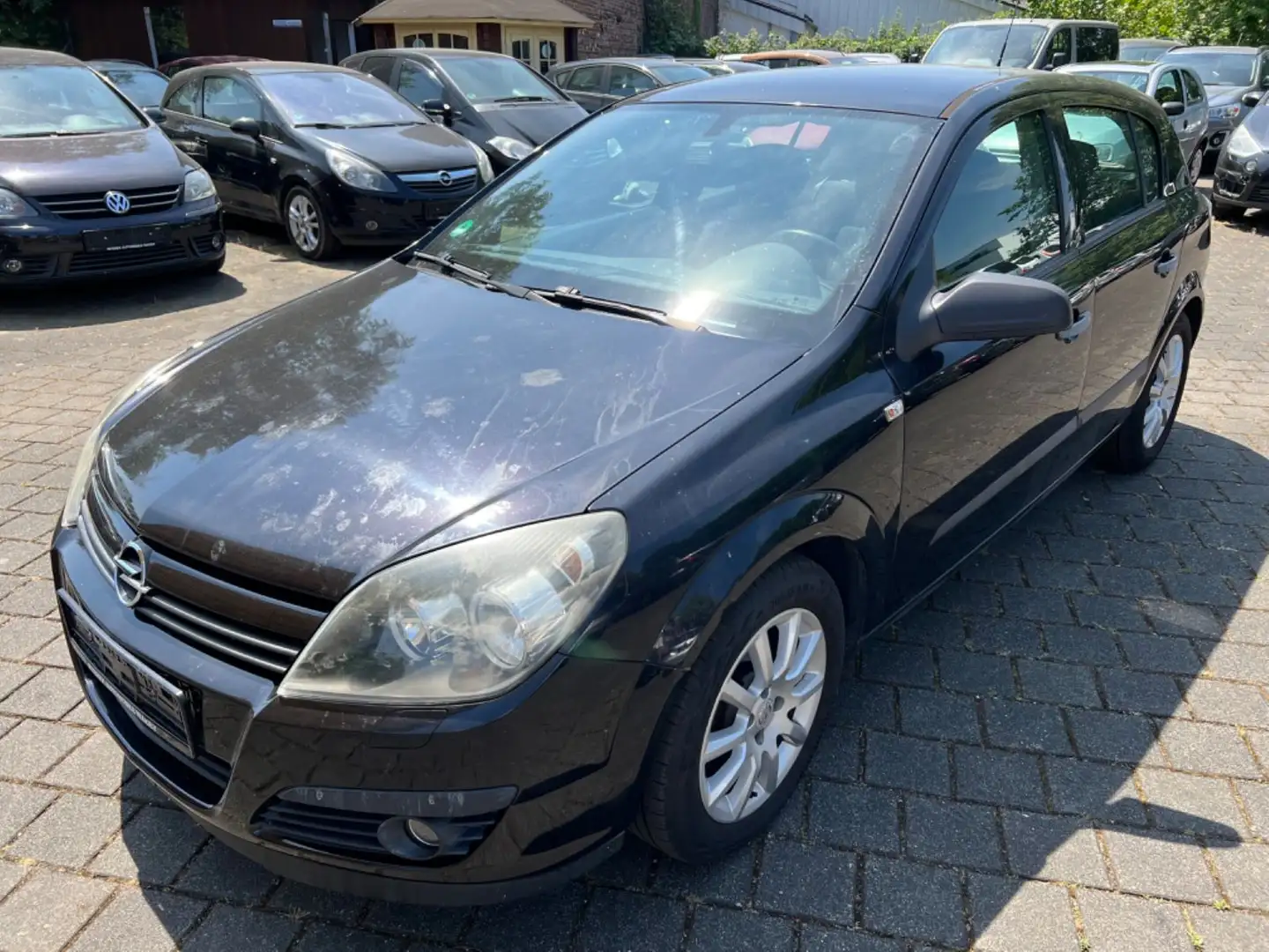 Opel Astra H 1.6 Lim. Wenig KM! Anlasser Defekt! Schwarz - 1