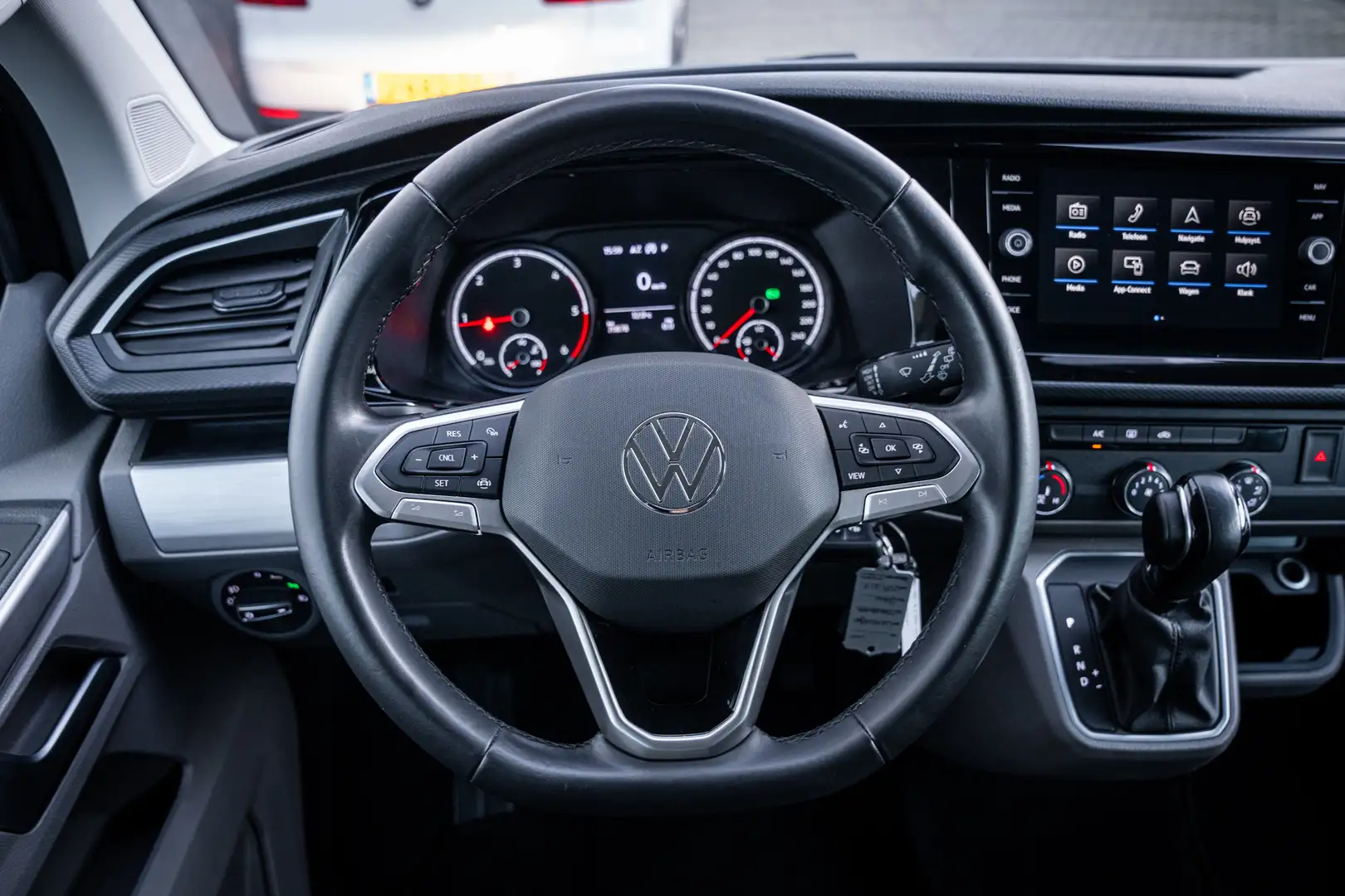 Volkswagen Transporter 2.0 TDI DSG Highline L2H1 Dubbele Cabine Bleu - 2