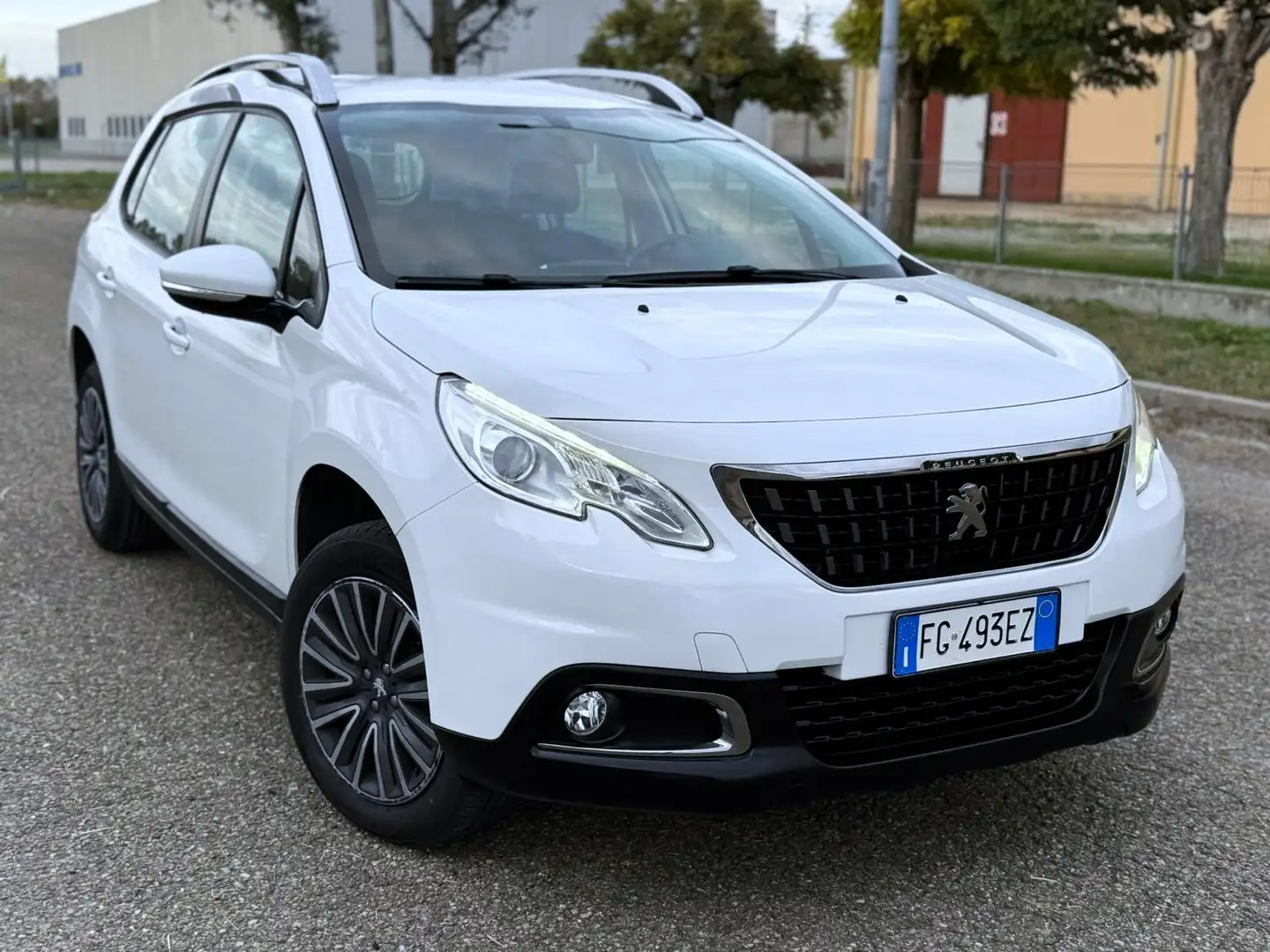Peugeot 2008 - 1