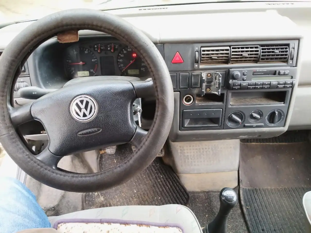 Volkswagen T4 Transporter 7DA1U2, foto 6