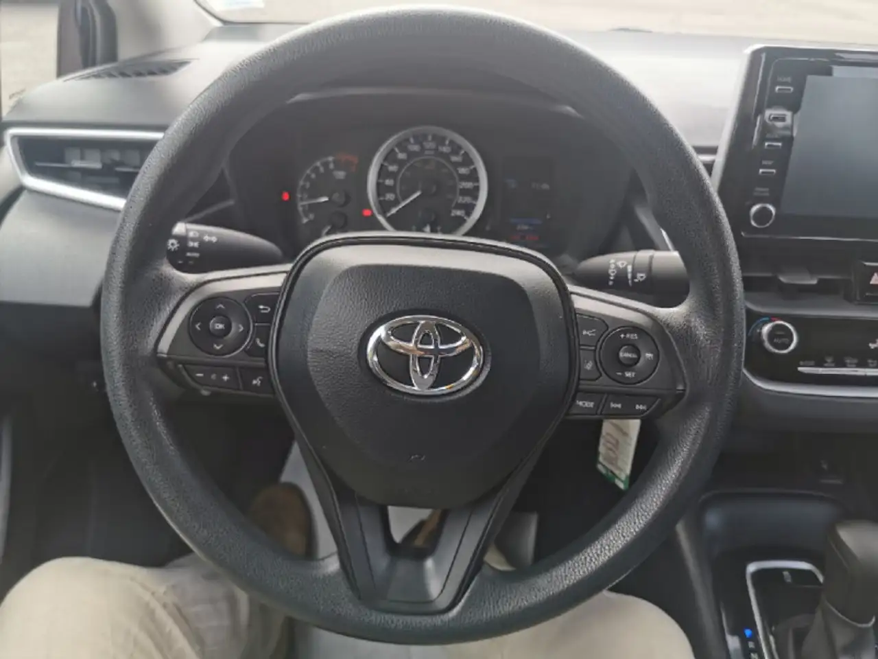 Toyota Corolla снимка Toyota Corolla