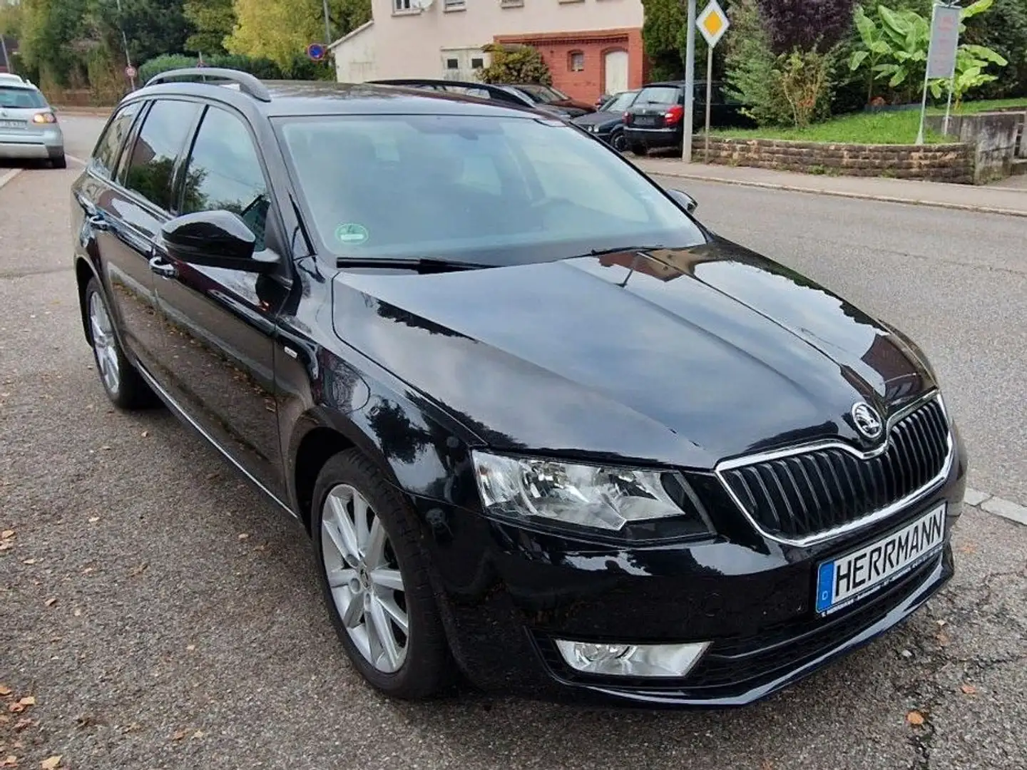 Skoda Octavia Combi Ambition Ahk Kamera Navi usw. Schwarz - 1