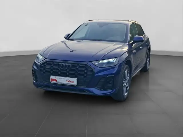 Audi Q5 view 2