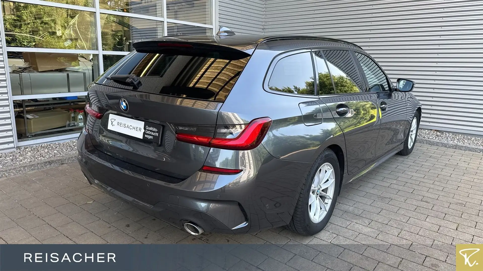 BMW 320 d M-Sport Navi AHK,el.Sitz, Rüka, Laser, HUD Grau - 2