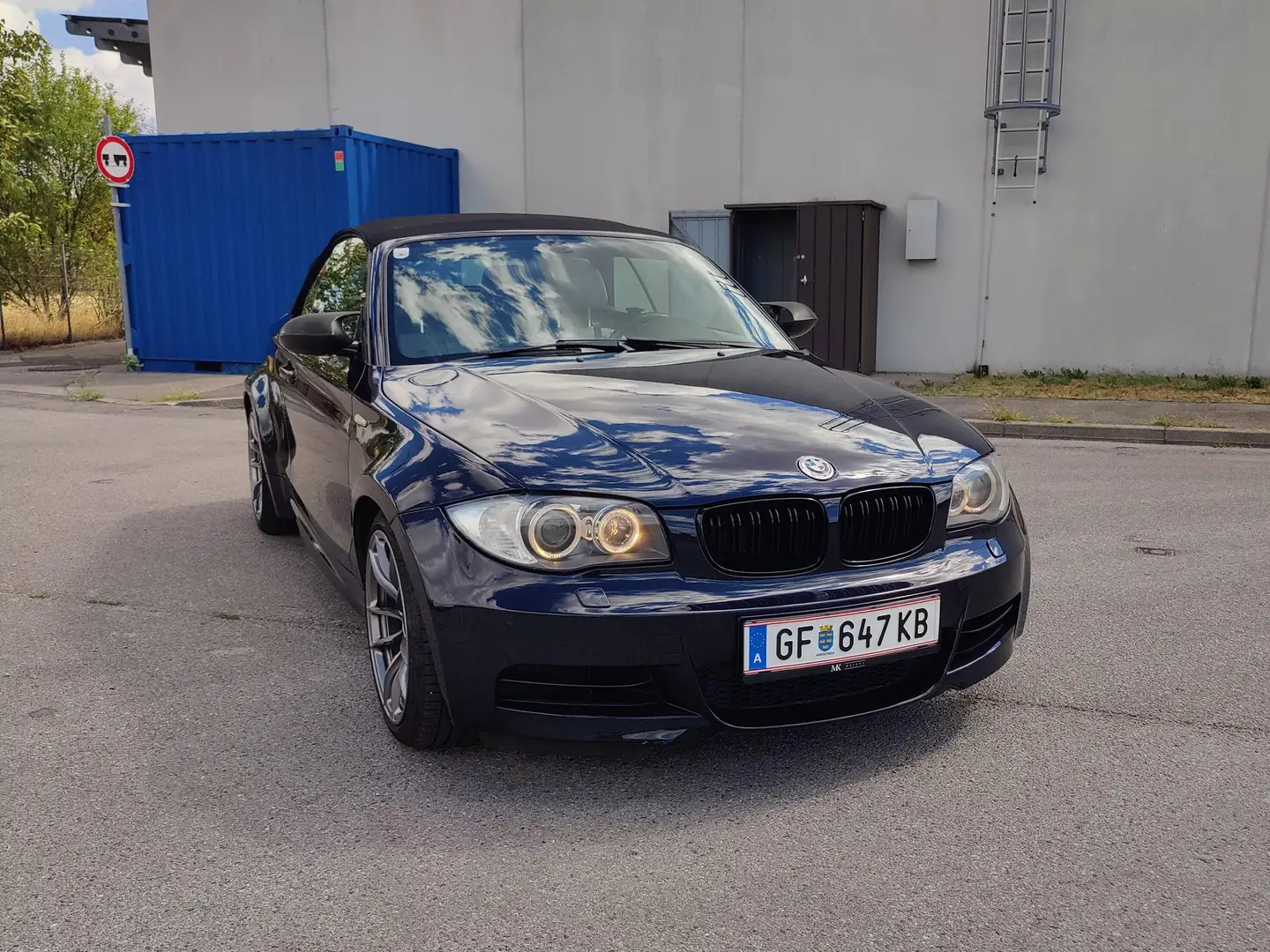 BMW 135 135i Cabrio Aut. Blau - 1