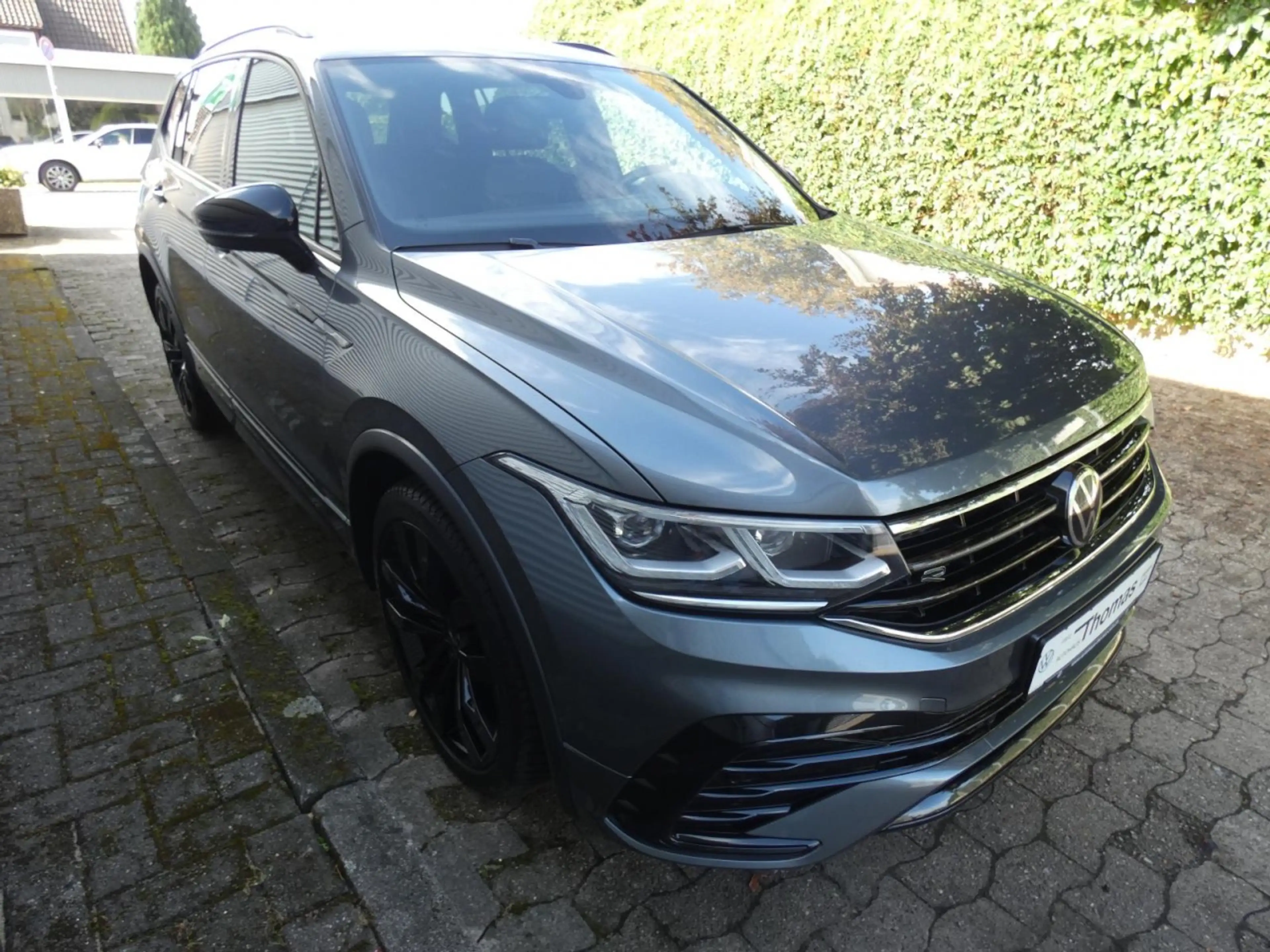 Volkswagen Tiguan Allspace Allspace R-Line Tiguan Allspace 2.0 TSI DSG 4Motion R-Line MLED — photo 3
