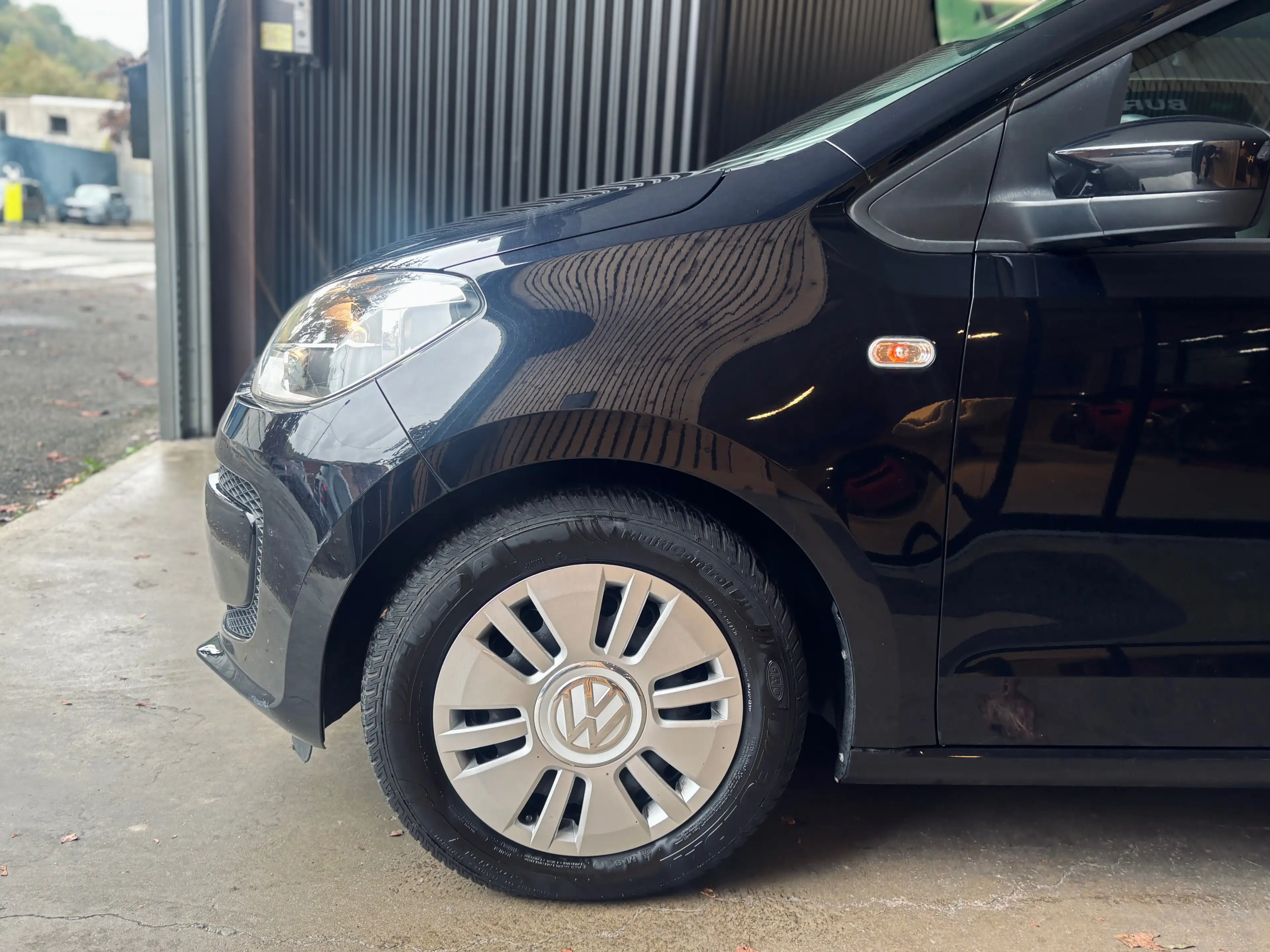Volkswagen up! Up! 1.0i up! BMT — photo 9