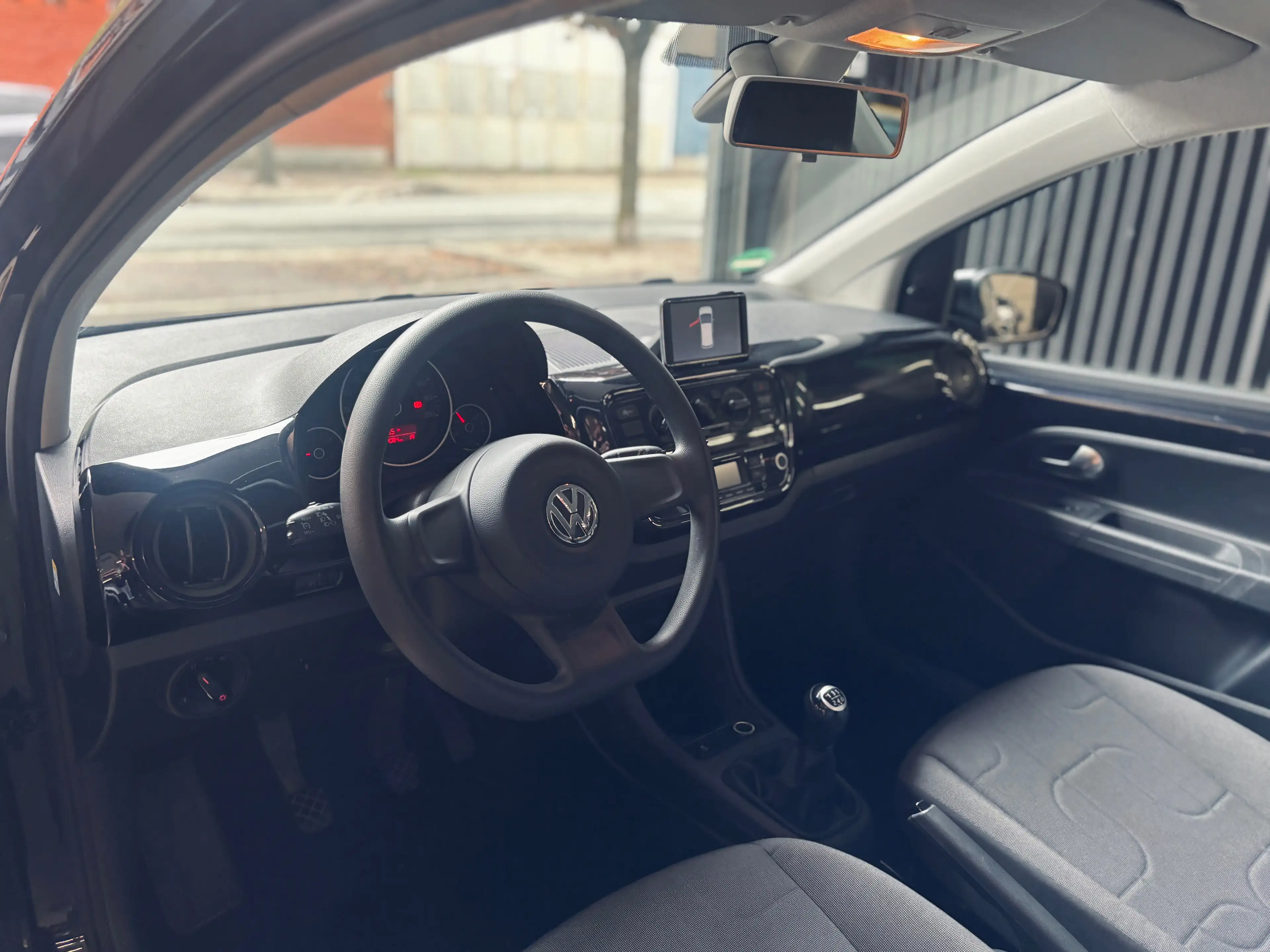 Volkswagen up! Up! 1.0i up! BMT — photo 12