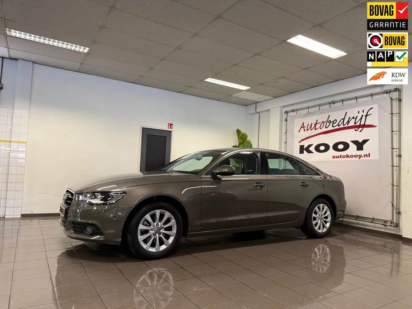 Audi A6 Limousine 2.0 TFSI Pro Line * 91.872 km + NAP / Au Grau - 1