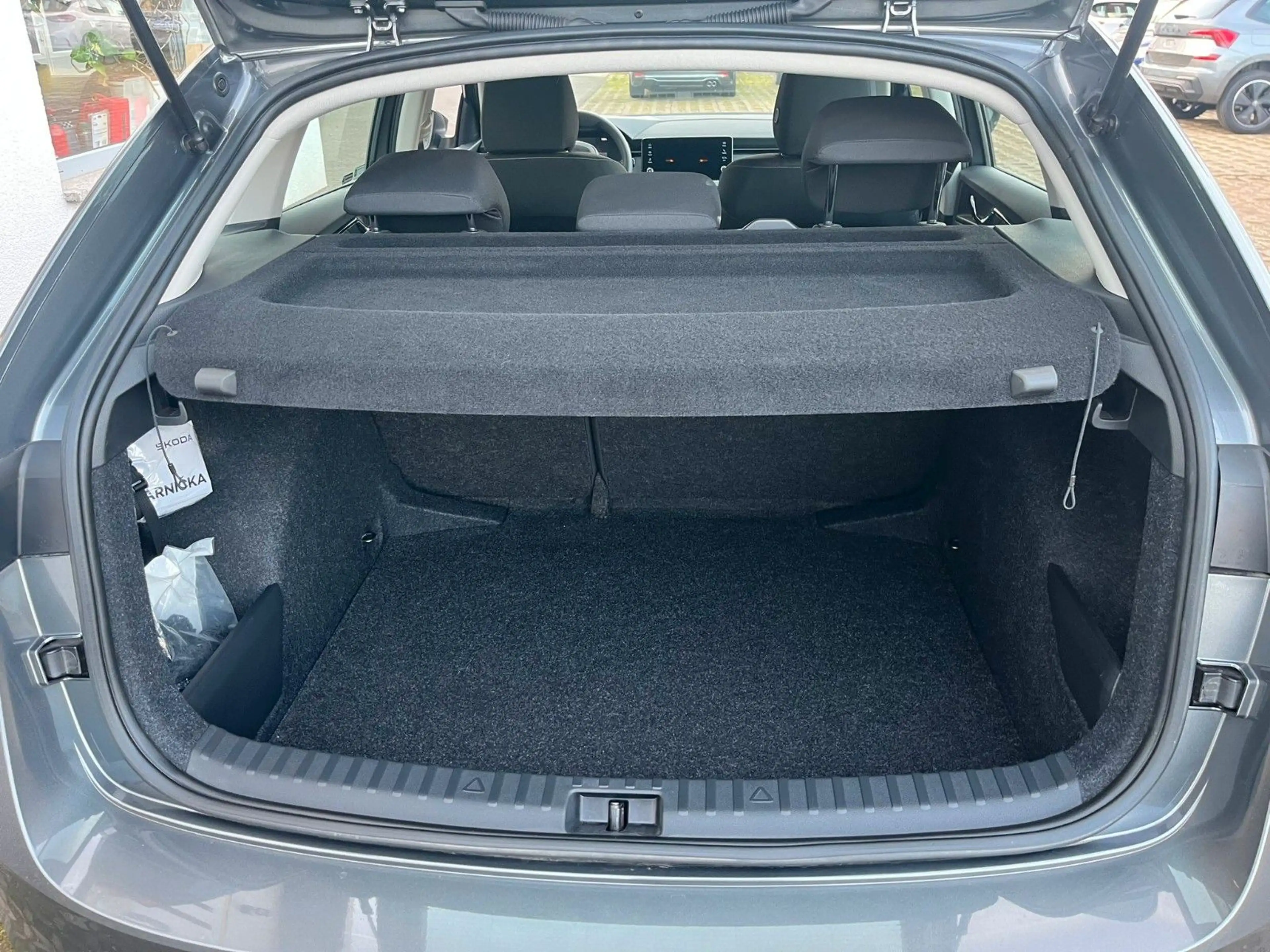 Skoda Scala Selection,85KW,AHK,5jGar.WP,PDC,Navi,Kamea — photo 7