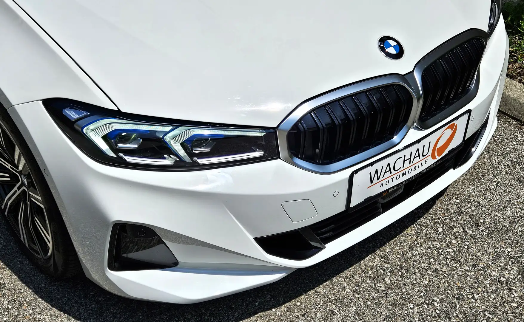 BMW 318 d 48 V Aut*Headup*ACC*Memory*Keyless*Paket Care Blanc - 2