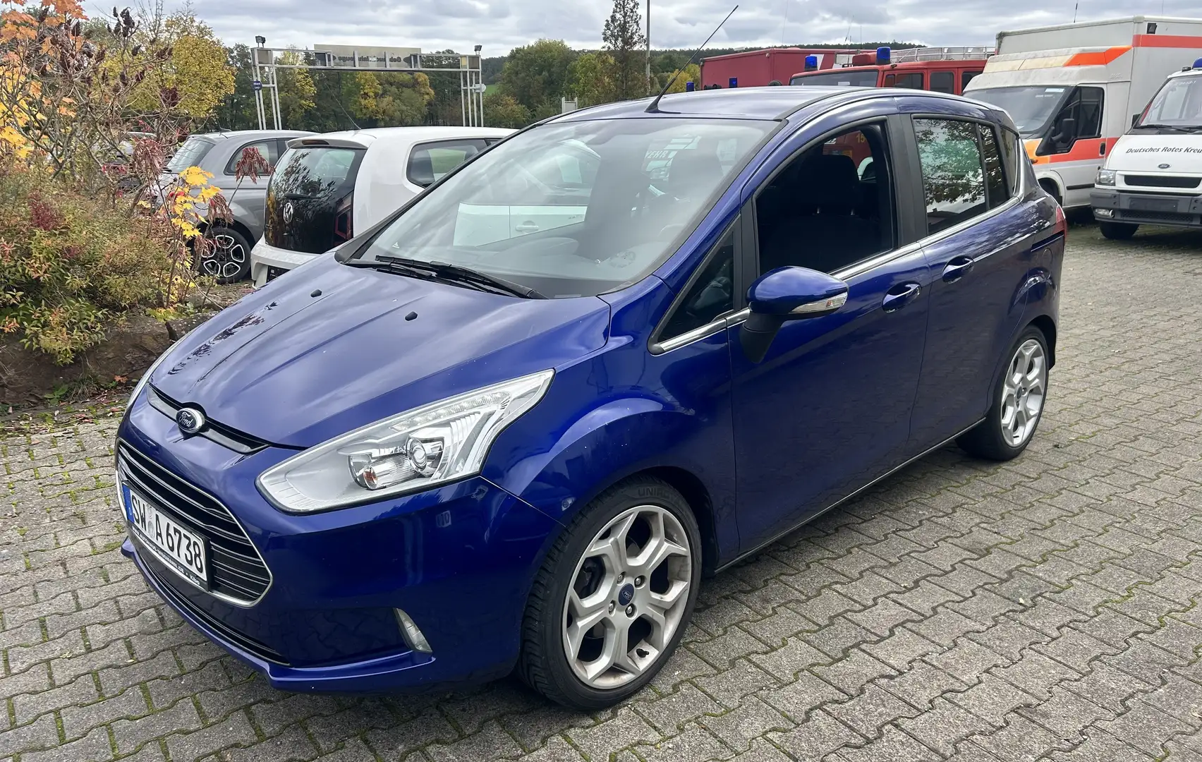 Ford B-Max Titanium 1.0 Klimaaut. Alu WR Klimaaut. Bluetooth - 2