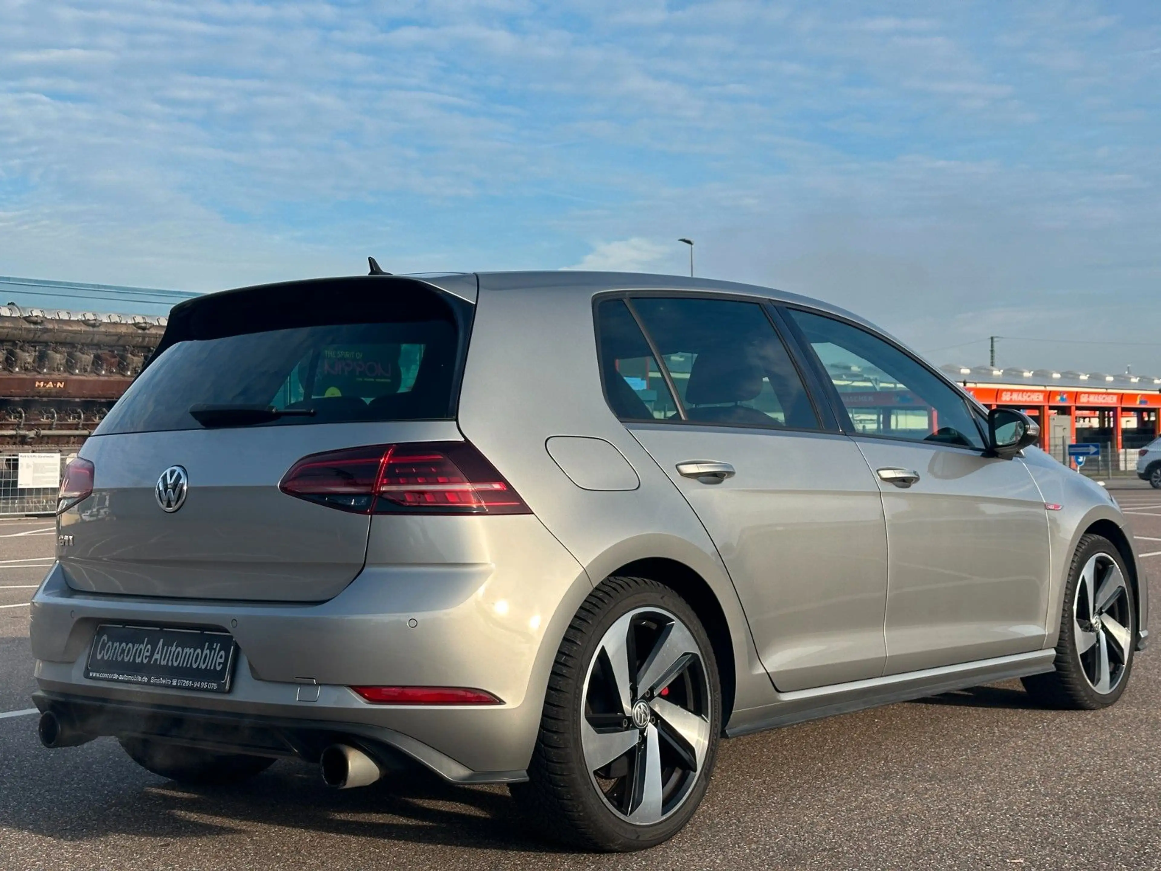Volkswagen Golf VII Lim. GTI LED  NAVI RFK SHZ PDC TEMPOMAT — photo 6