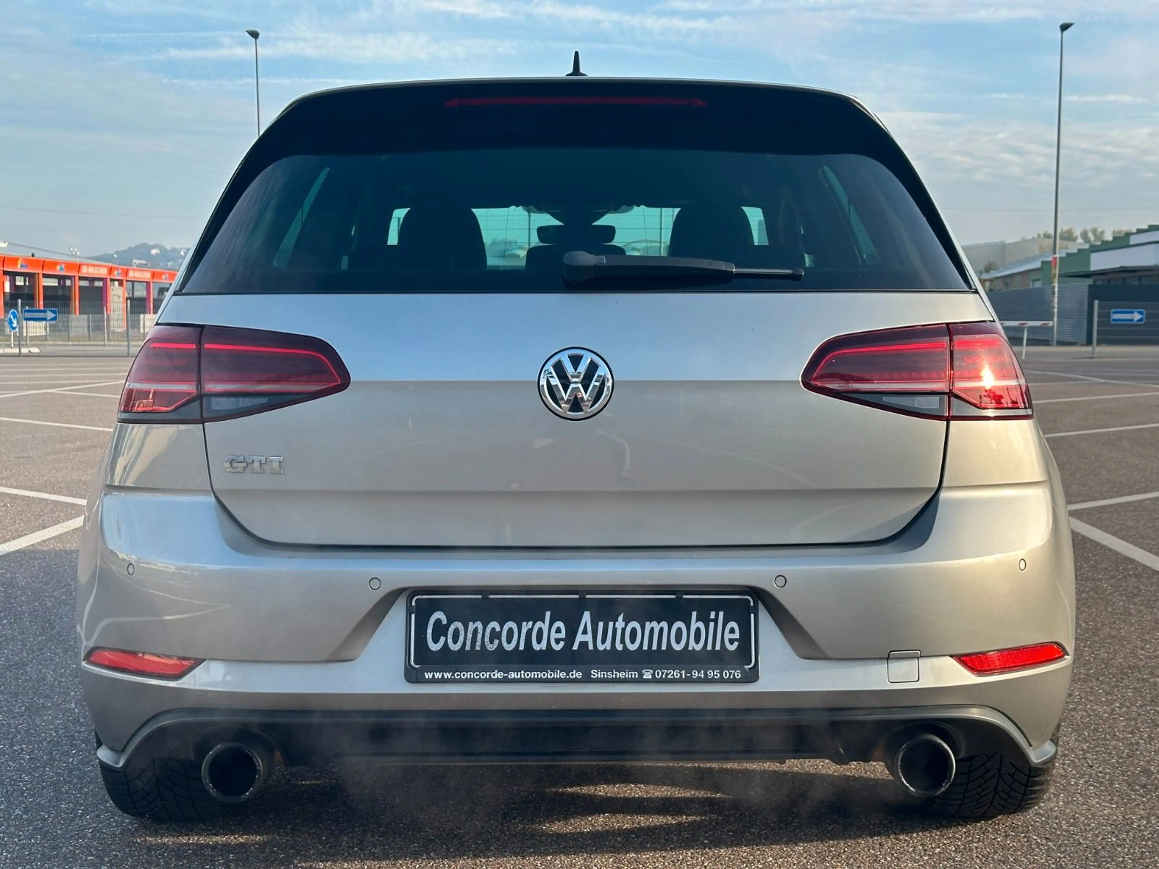 Volkswagen Golf VII Lim. GTI LED  NAVI RFK SHZ PDC TEMPOMAT — photo 8