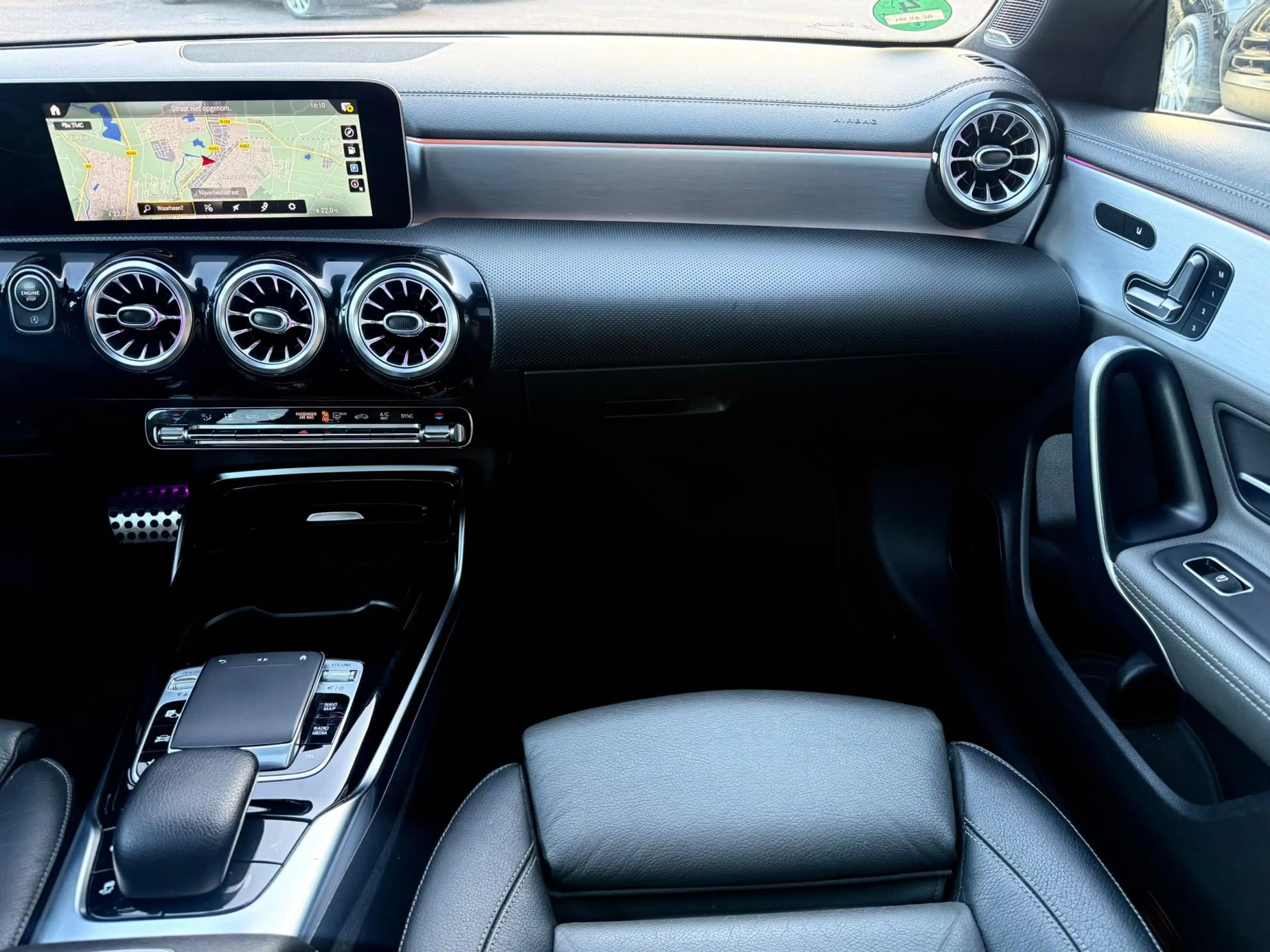 Mercedes-Benz CLA 35 AMG Shooting Brake 4MATIC Premium Plus| PANO| HEADUP — photo 9