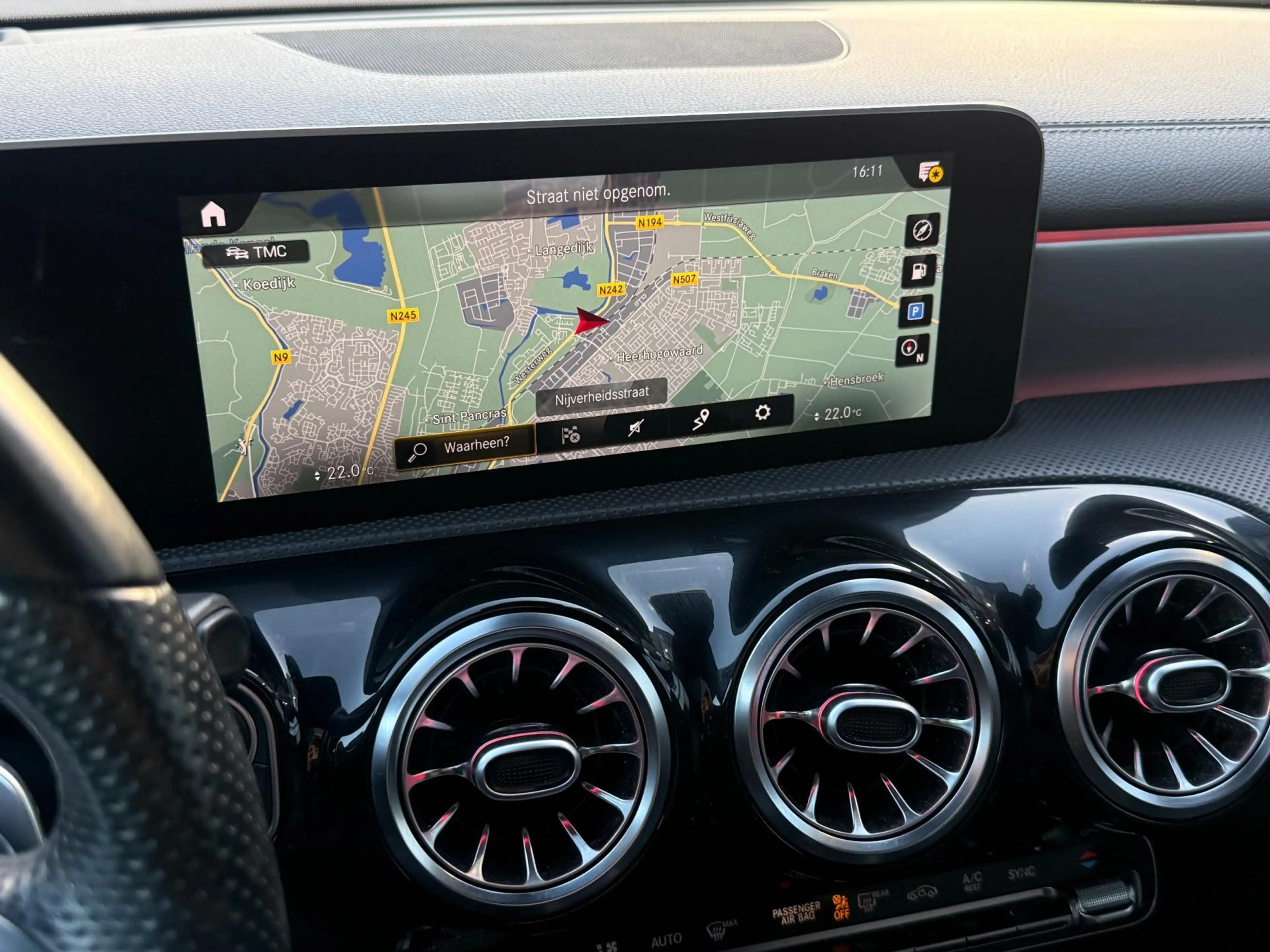 Mercedes-Benz CLA 35 AMG Shooting Brake 4MATIC Premium Plus| PANO| HEADUP — photo 10