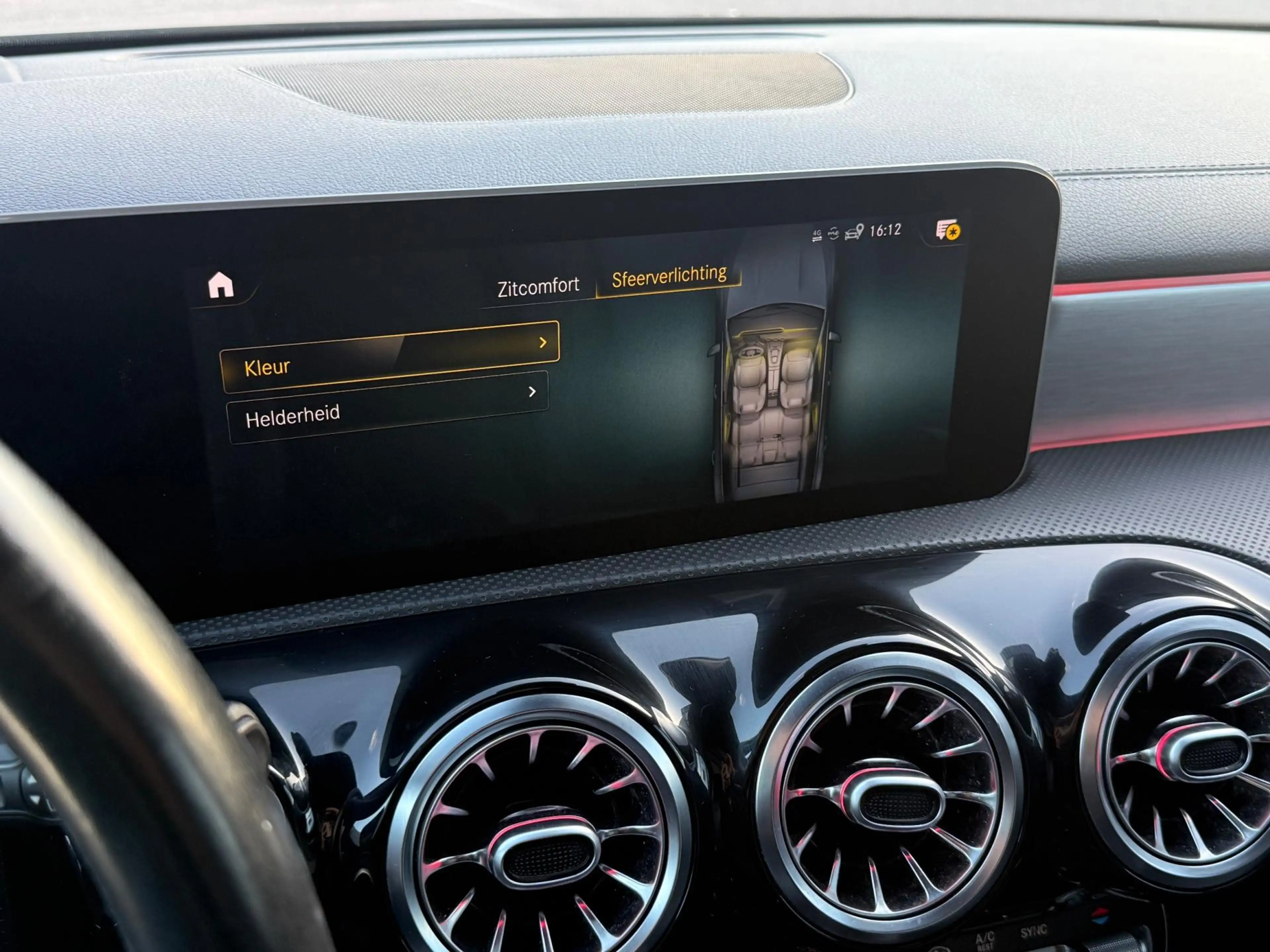 Mercedes-Benz CLA 35 AMG Shooting Brake 4MATIC Premium Plus| PANO| HEADUP — photo 11