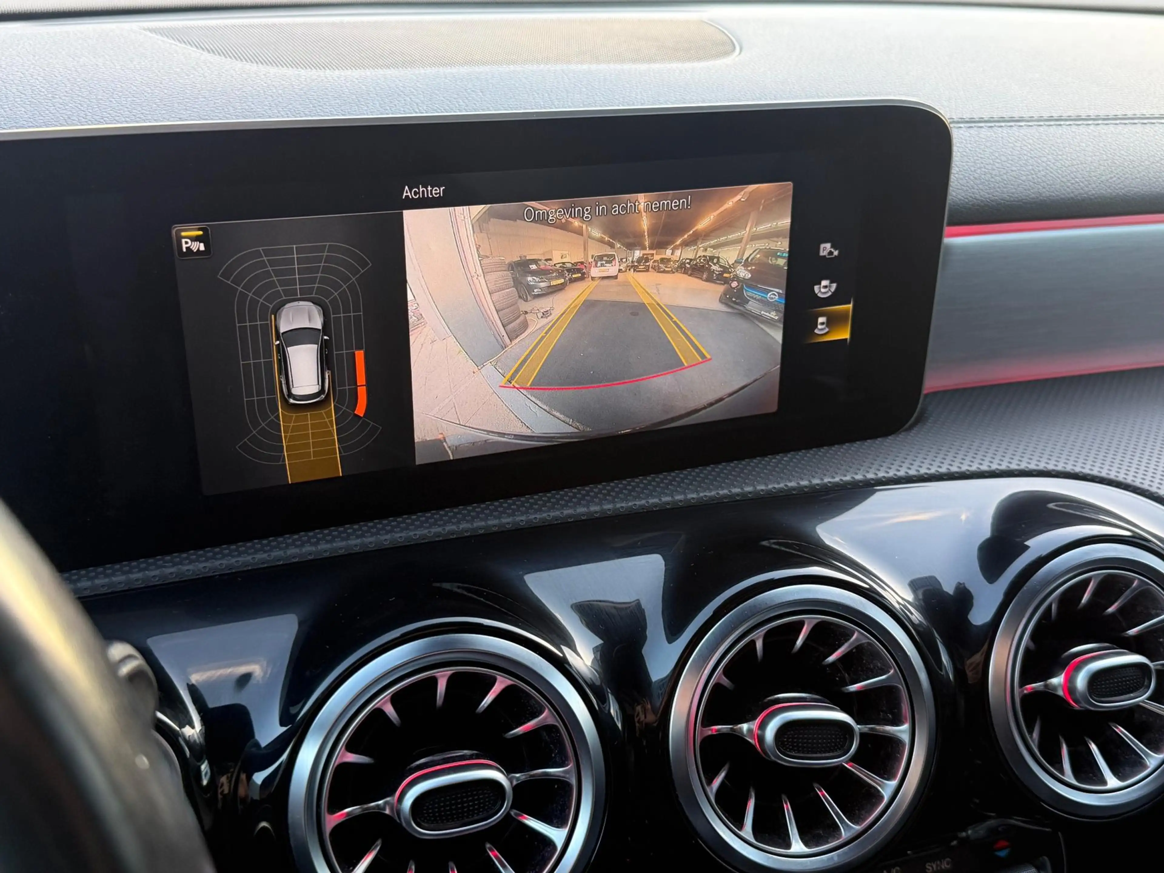 Mercedes-Benz CLA 35 AMG Shooting Brake 4MATIC Premium Plus| PANO| HEADUP — photo 6