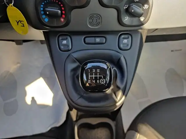 Fiat Panda view 12