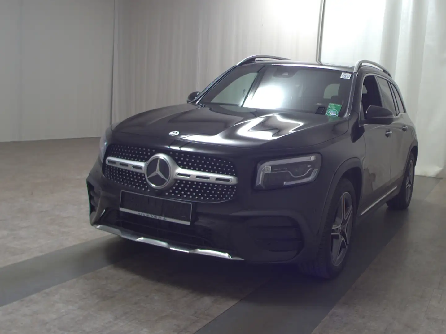 Mercedes-Benz GLB 200 d AMG-Line MB-LED Navi Pano RFK AHK MBUX Schwarz - 2