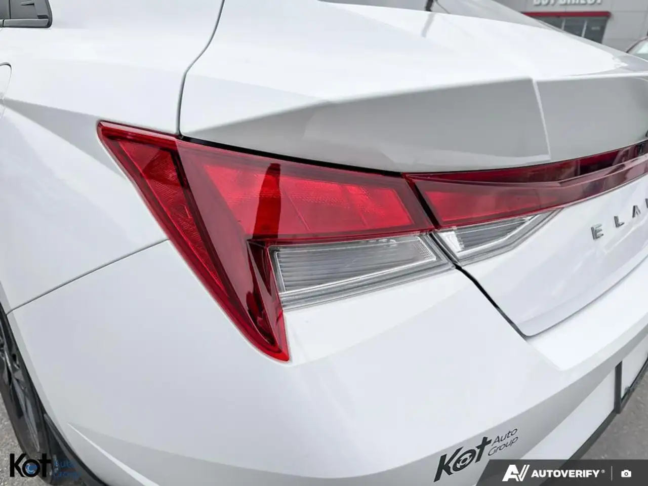 Hyundai ELANTRA снимка Hyundai ELANTRA