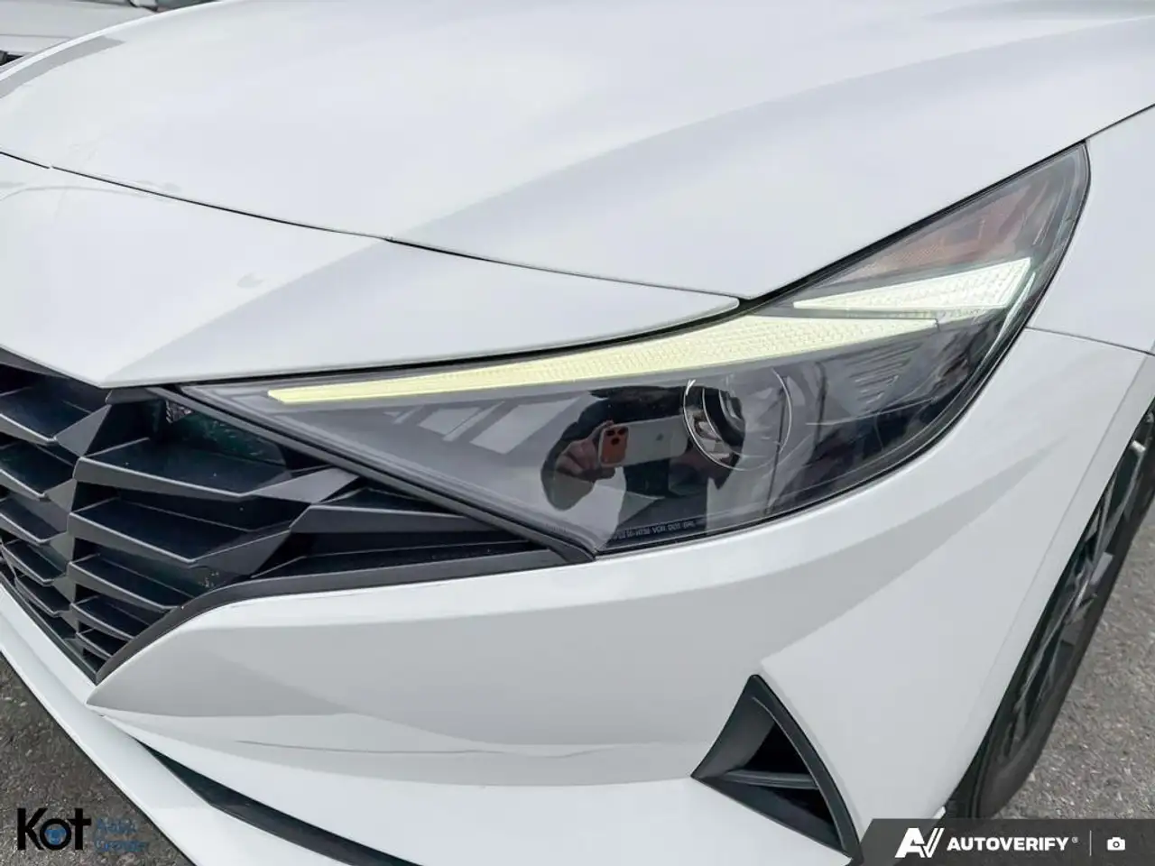 Hyundai ELANTRA снимка Hyundai ELANTRA