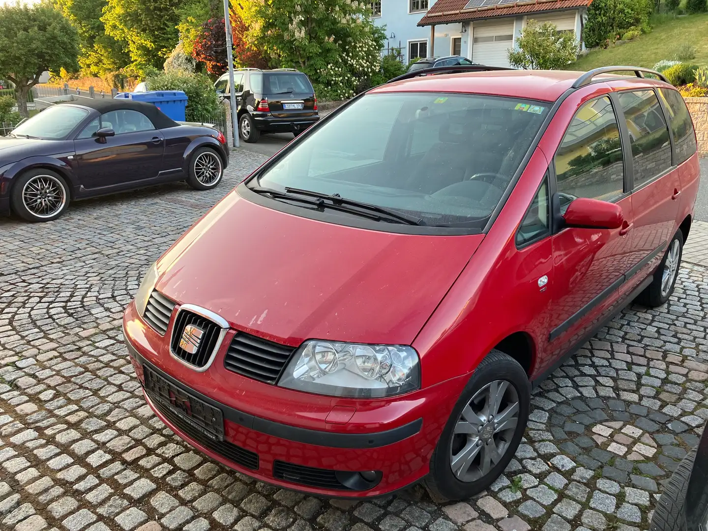 SEAT Alhambra 1.9 TDI Automatik Reference  Mod. 2009 Rojo - 2