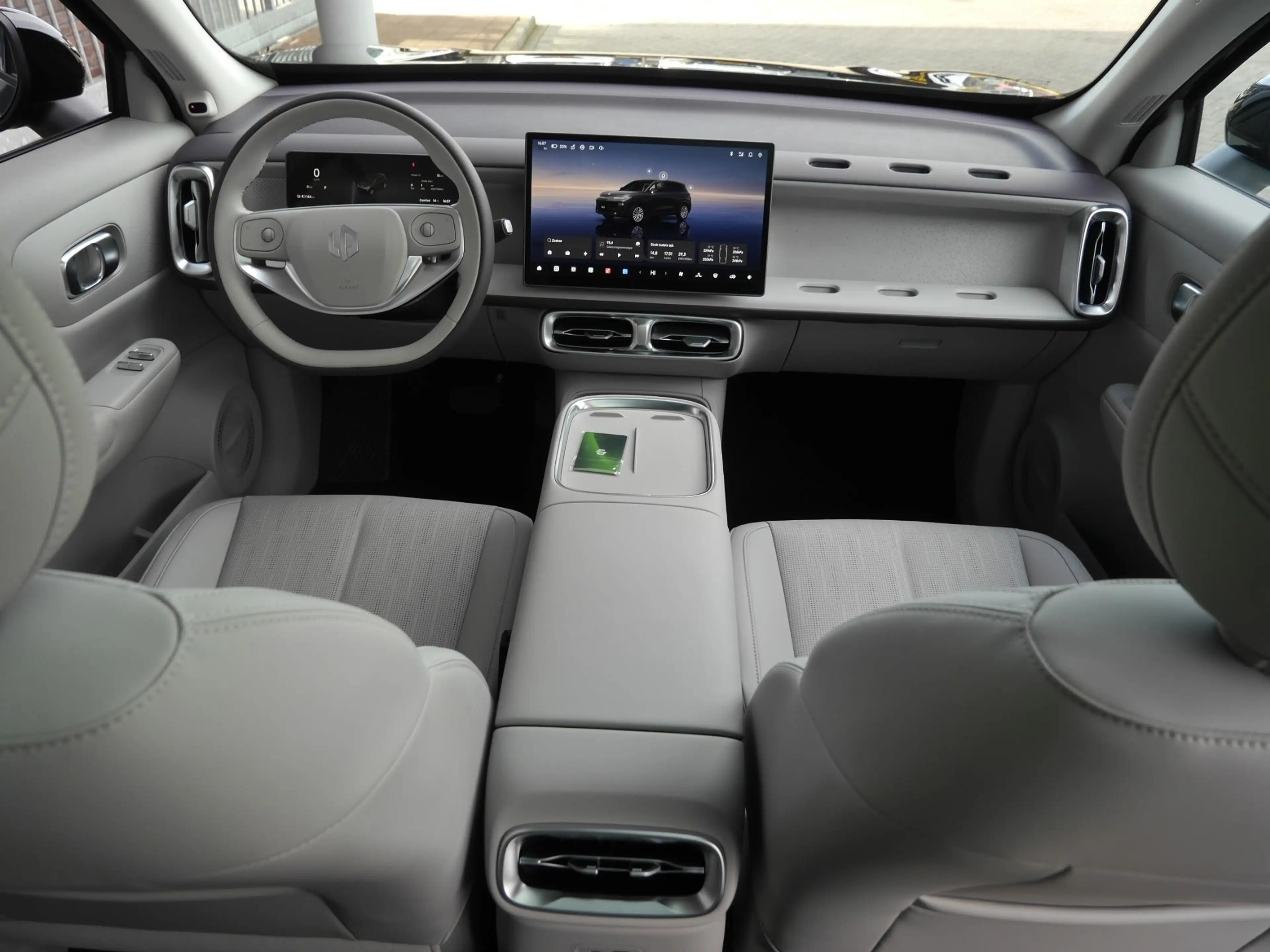 Leapmotor B10 Design ProMax 67.1 kWh | Licht interieur kleur | N — photo 7