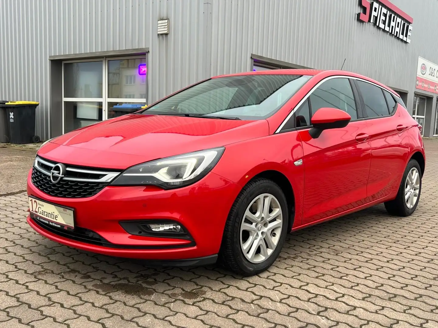 Opel Astra Innovation Rot - 2