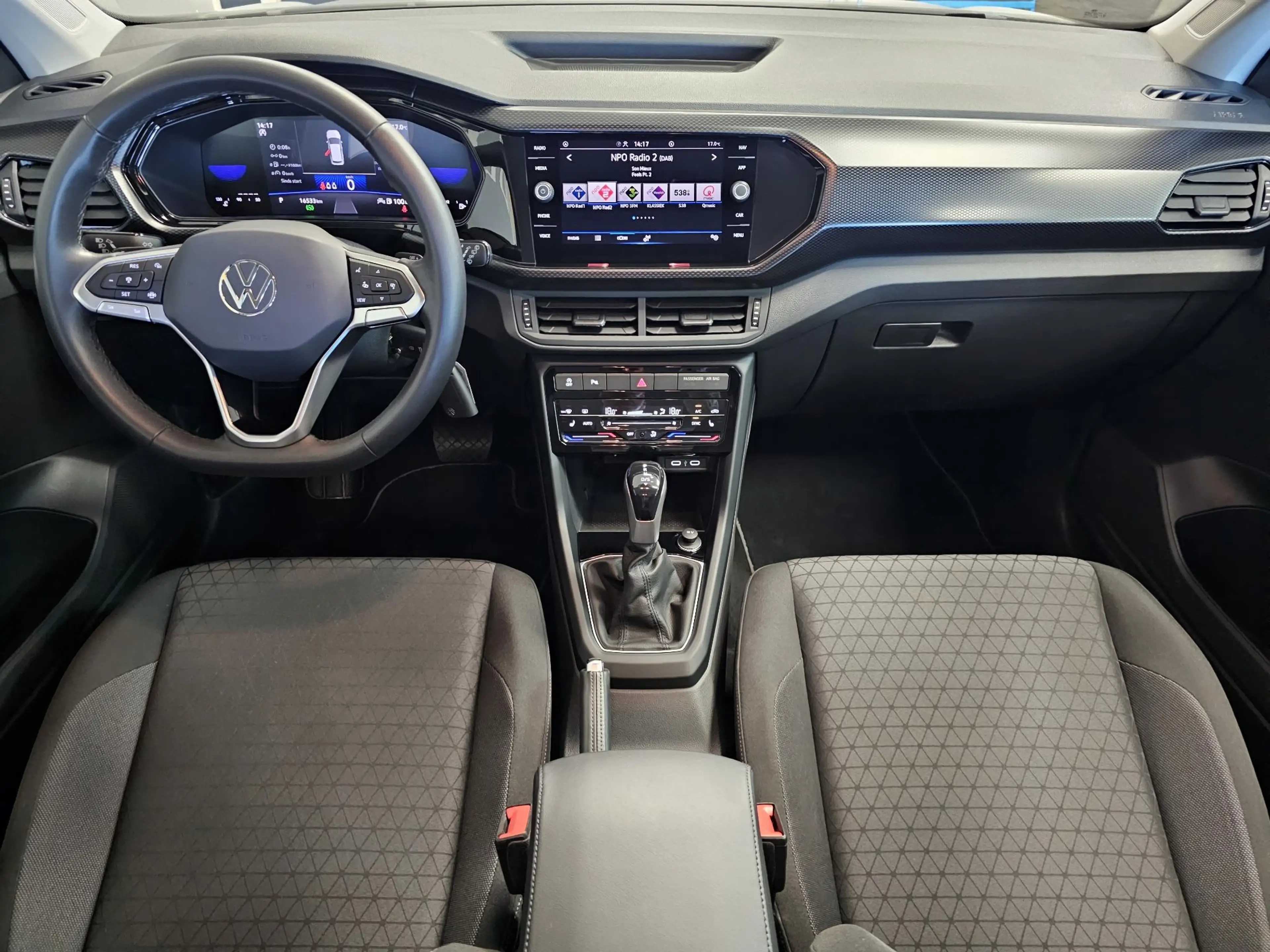 Volkswagen T-Cross 1.0 TSI DSG Life | Camera | Adaptive cruise | Stoe — photo 10