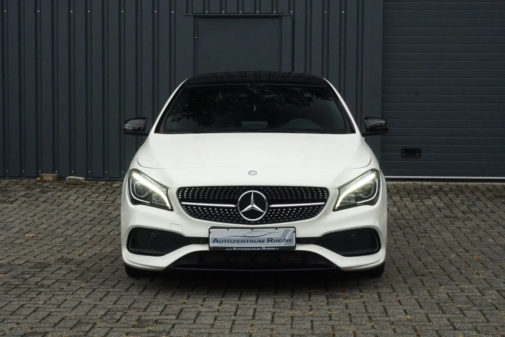 Mercedes-Benz CLA 200 AMG 43er Heckdif RFK Pano LED H/K Memory Blanc - 2